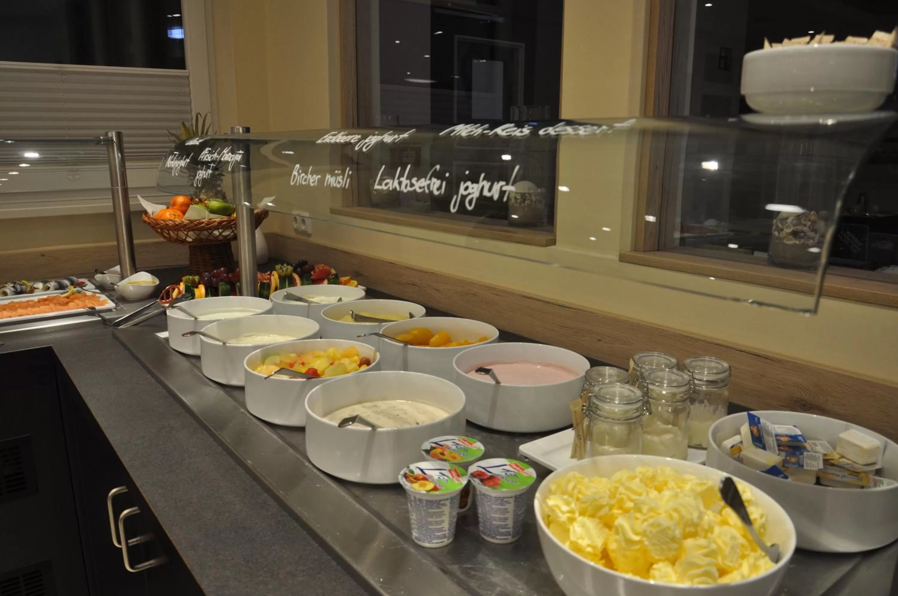 Buffet breakfast in Avalon Hotel Bellevue