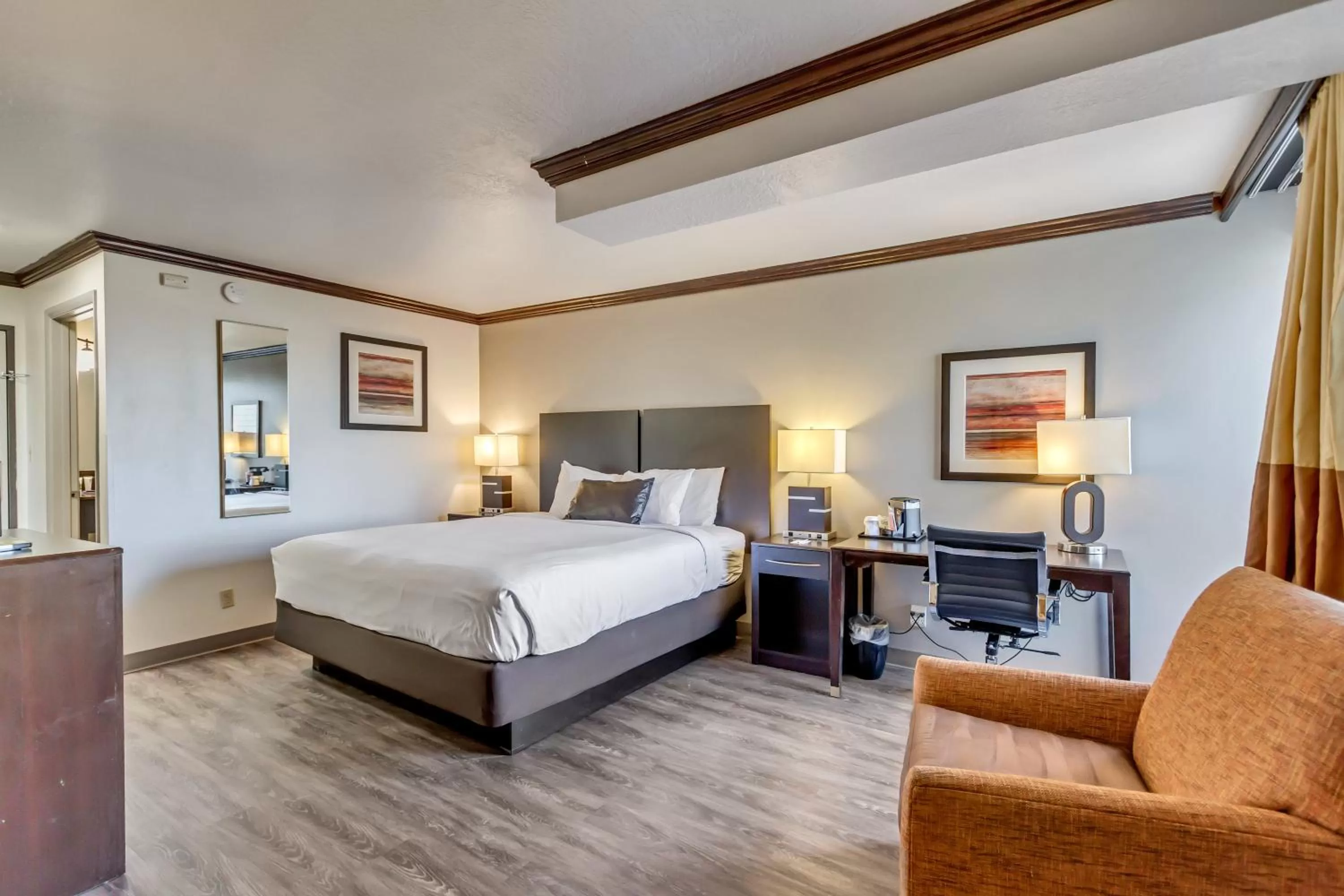 Bed in Park Inn by Radisson, Salt Lake City-Midvale