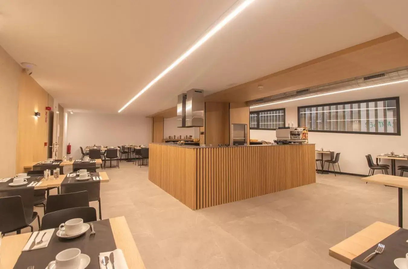 Restaurant/places to eat in Hotel Cortabitarte Restaurant/places to eat in Hotel Cortabitarte