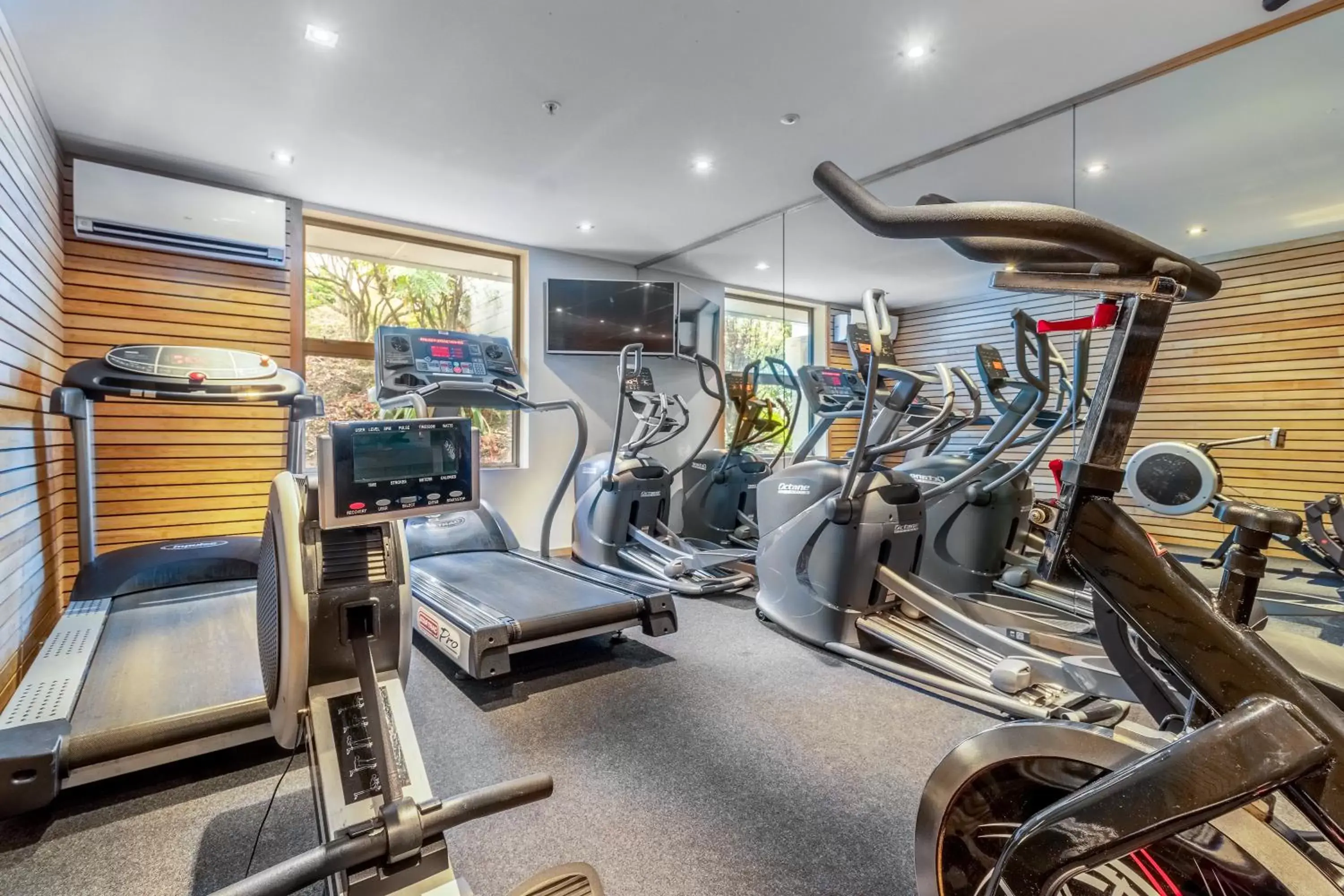 Fitness centre/facilities, Fitness Center/Facilities in Crowne Plaza Queenstown, an IHG Hotel