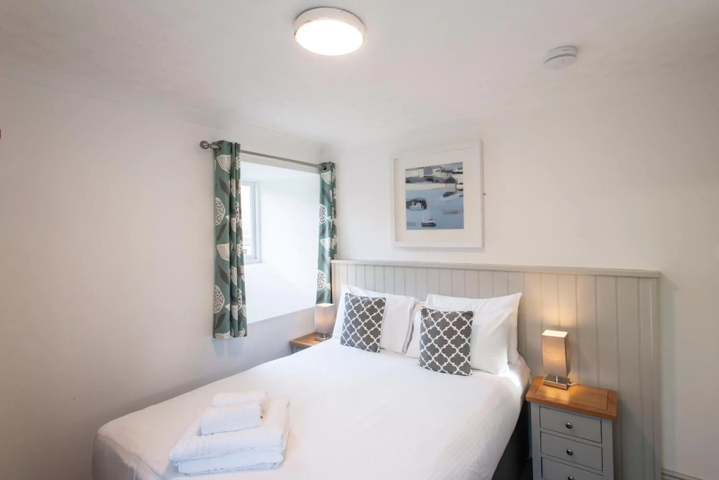 Bedroom, Bed in Tregenna Castle Resort