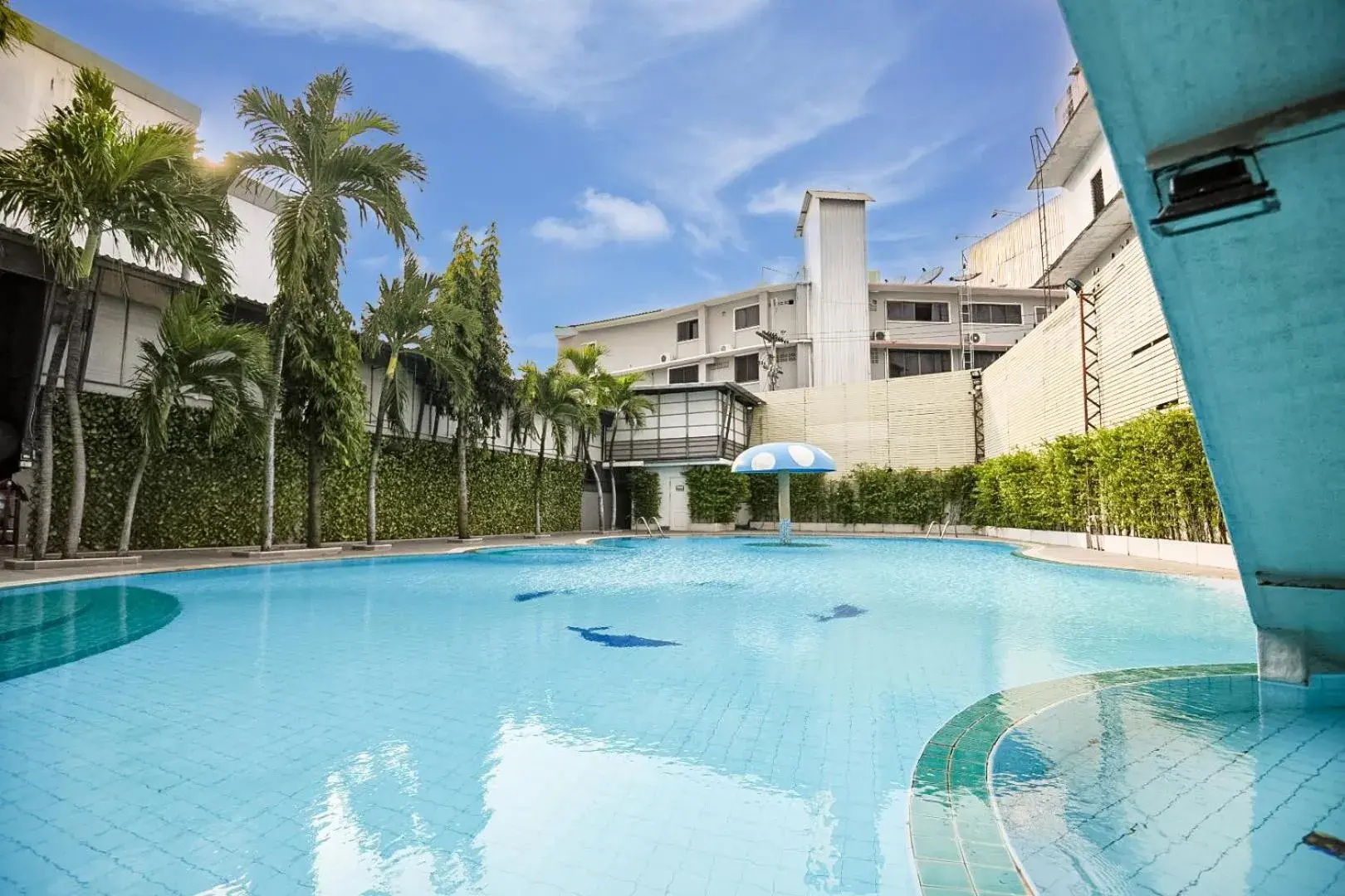 Swimming Pool in Pattaya Hiso Hotel