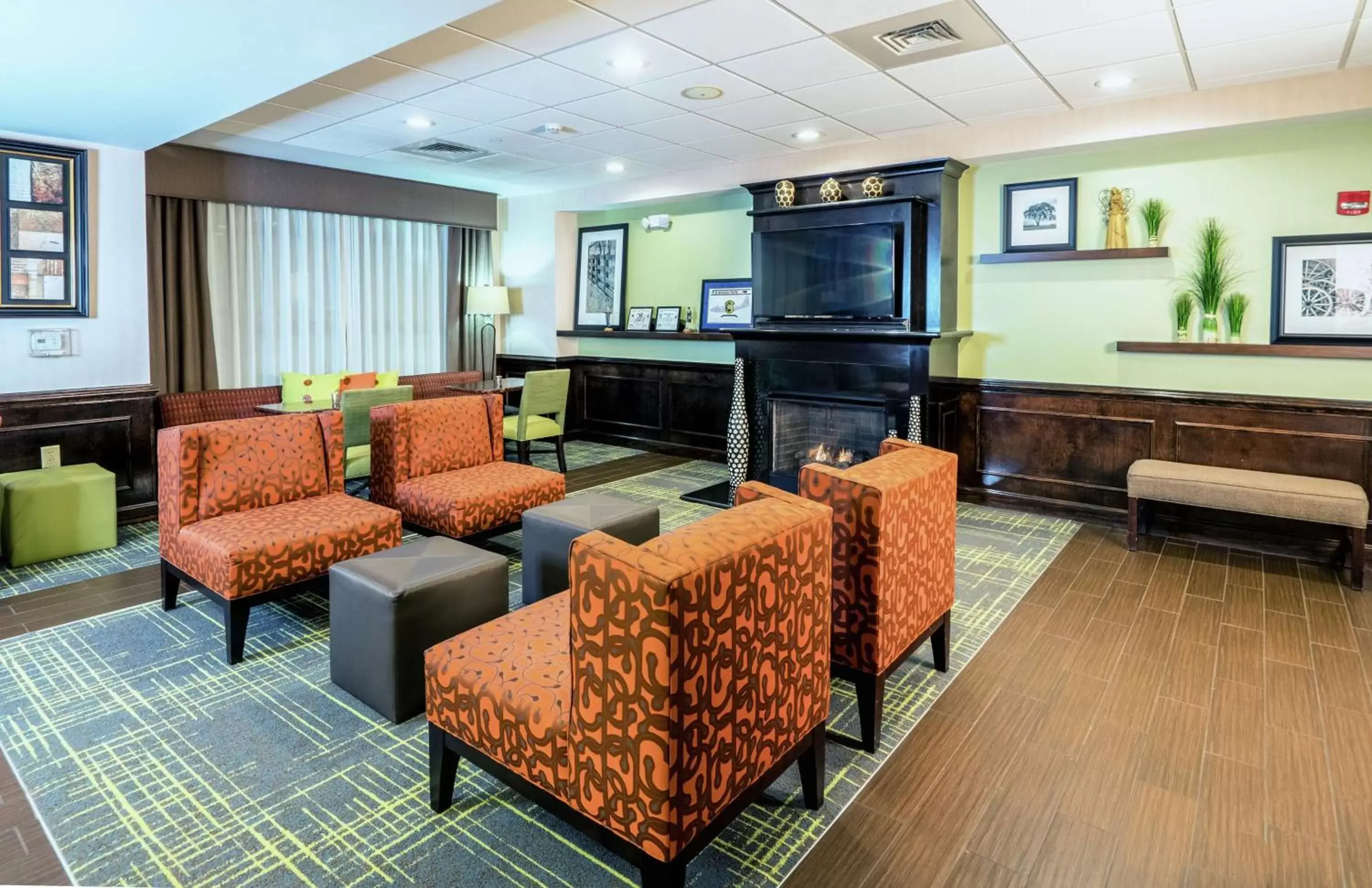 Lobby or reception, Lounge/Bar in Hampton Inn Spring Lake Fayetteville