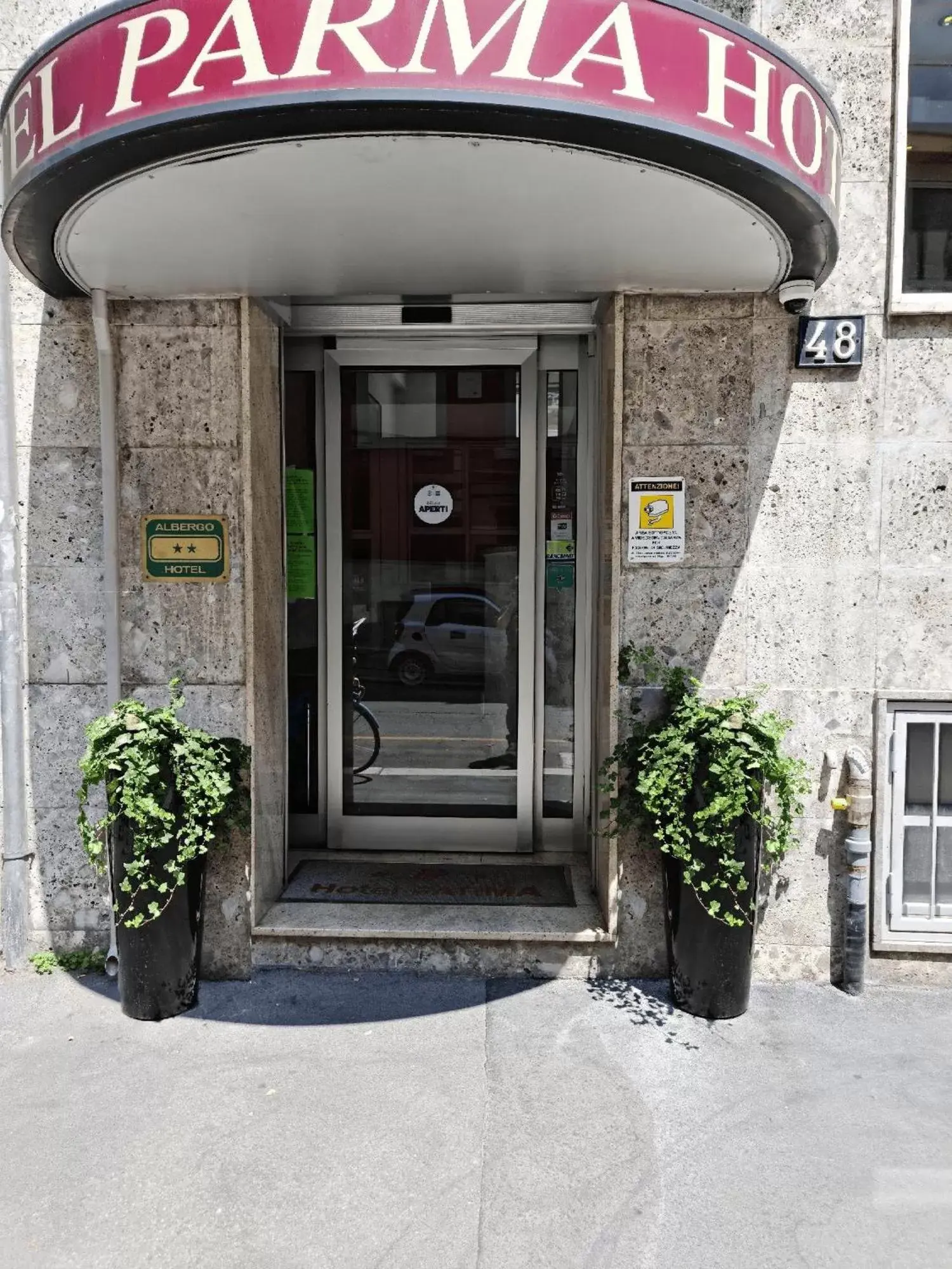 Facade/entrance in Hotel Parma