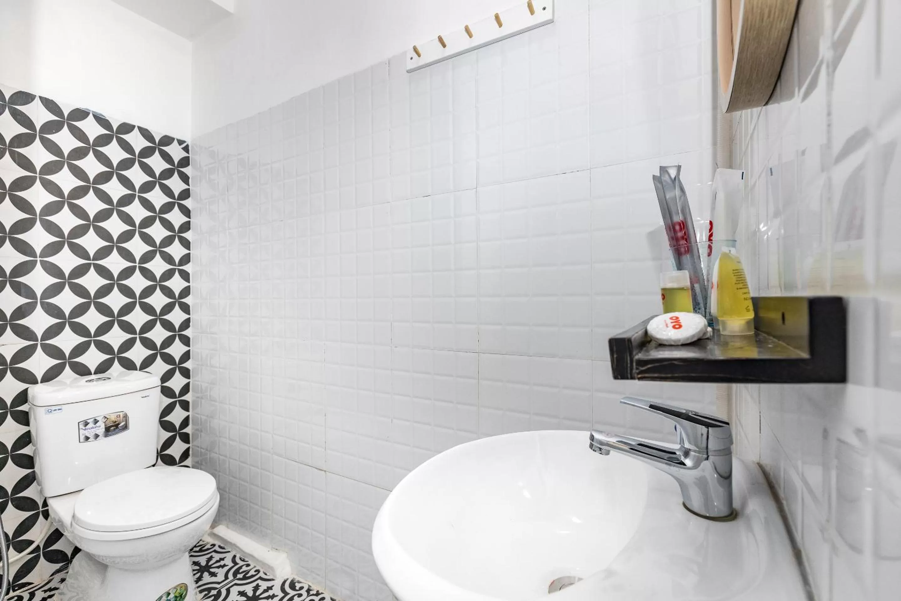 Bathroom in GIS Hotel Nha Trang & Motorbike Rental