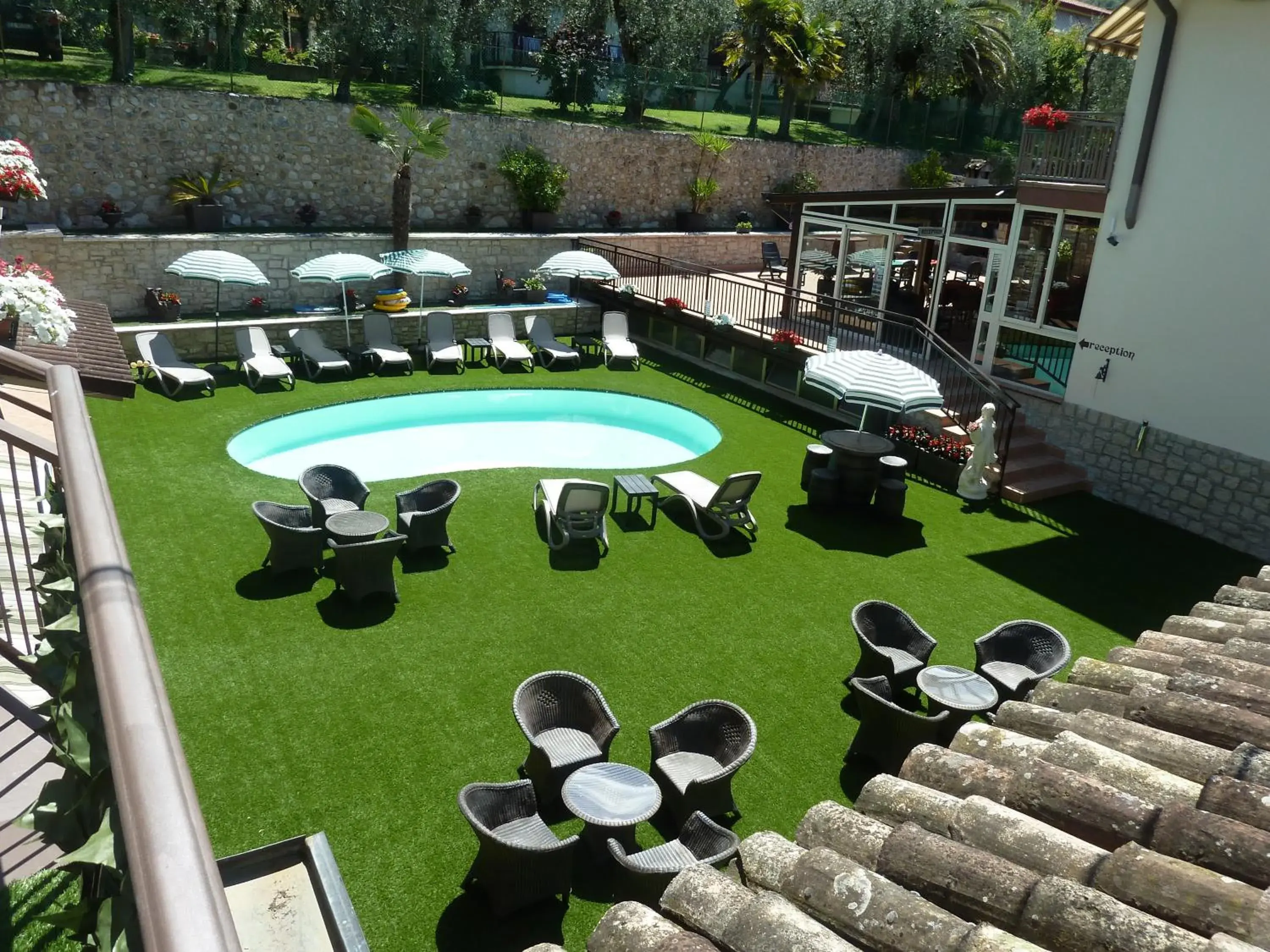 Garden, Pool View in Albergo Casa Este