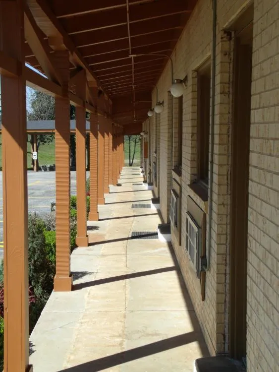 Certificate/Award in Woodlawn Hills Motel