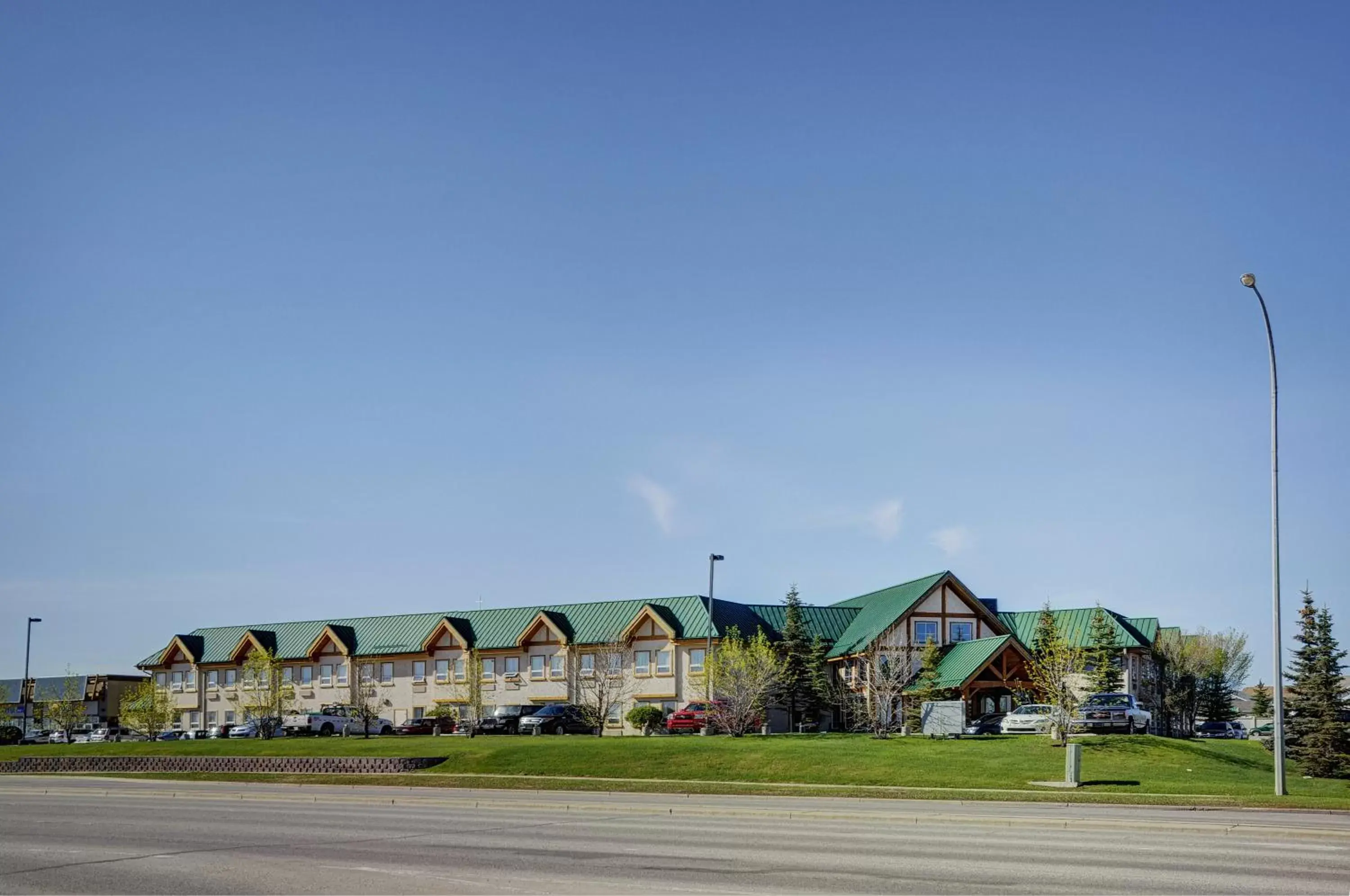 City view, Property Building in Lakeview Inns & Suites - Okotoks