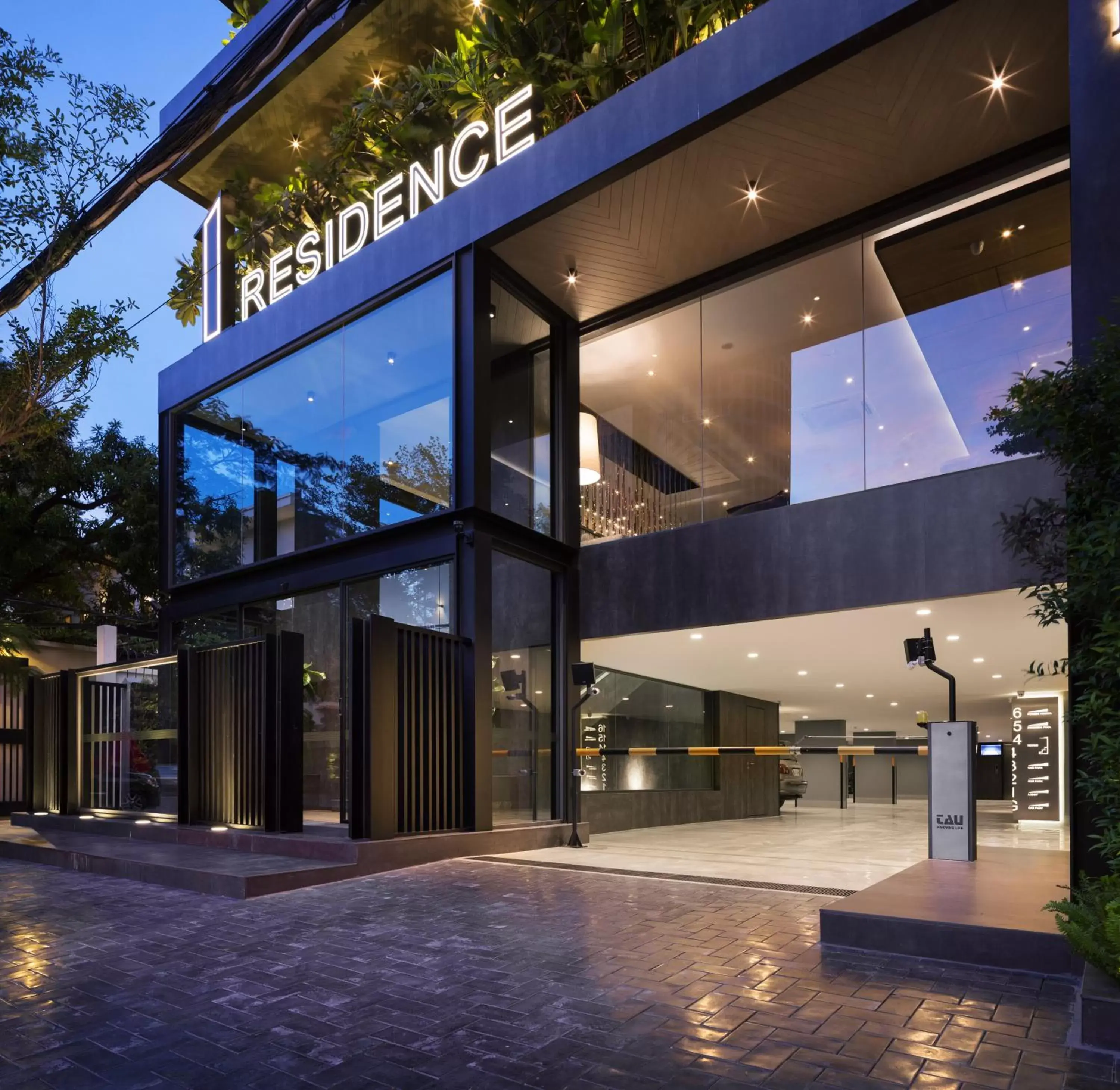 Facade/entrance in One Residence Hotel & Apartment