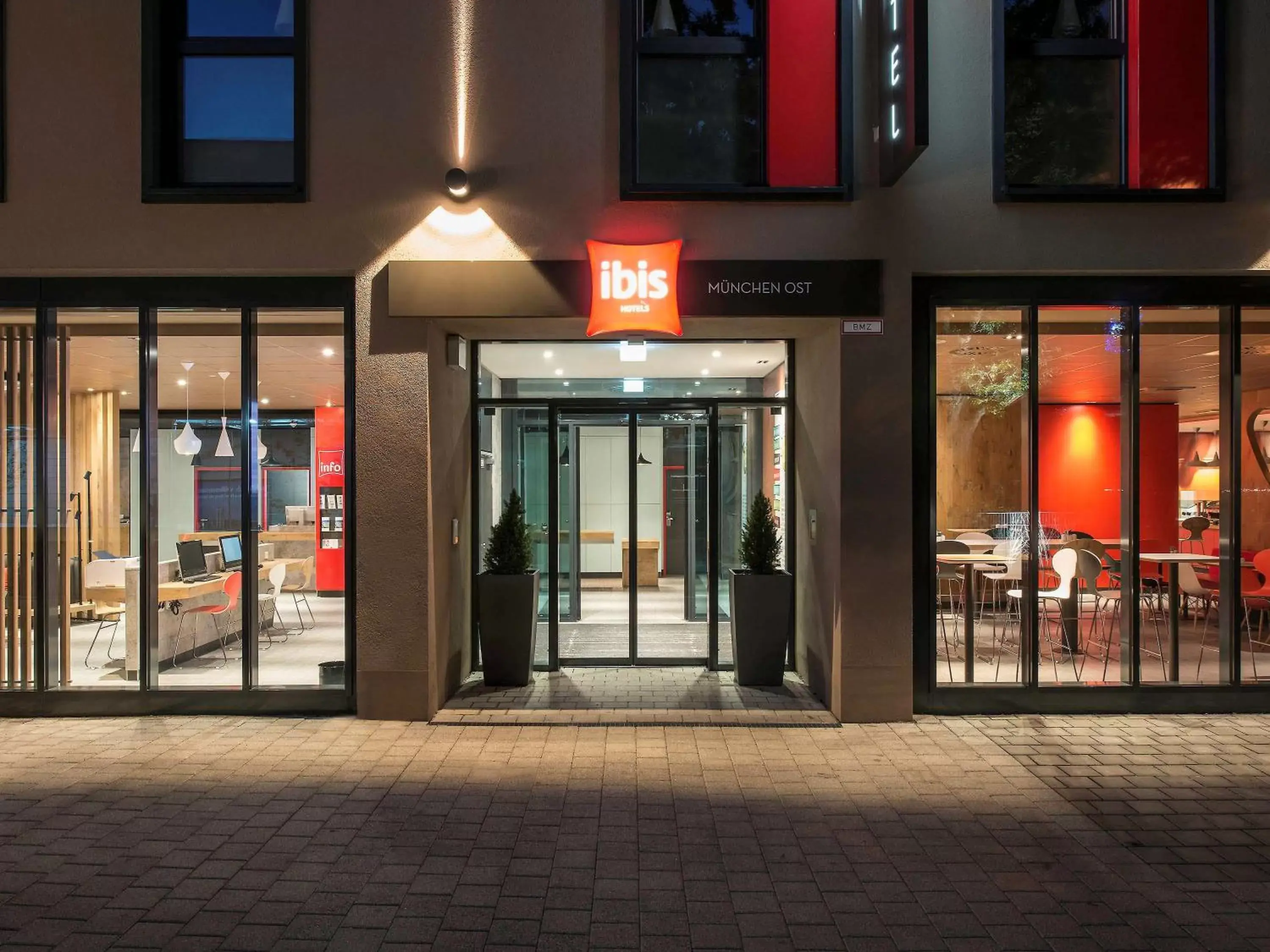 Property building in Ibis Muenchen City Ost