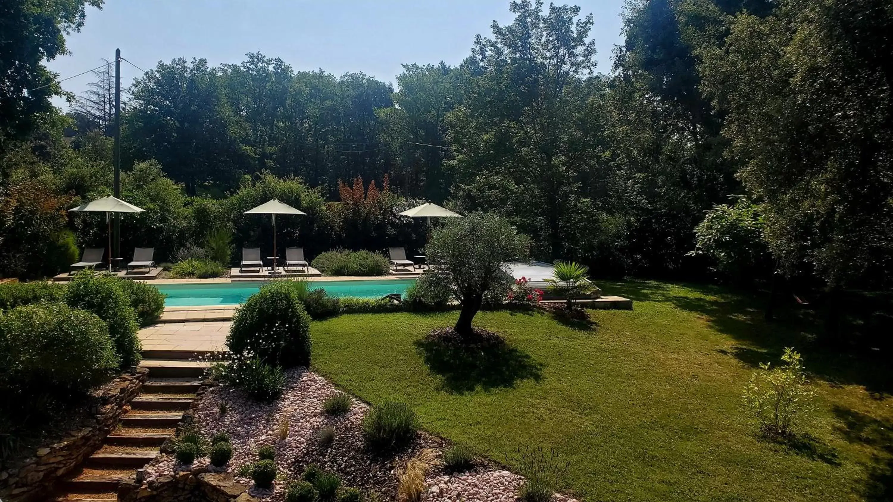 Swimming Pool in Aux Couleurs d'Esteil