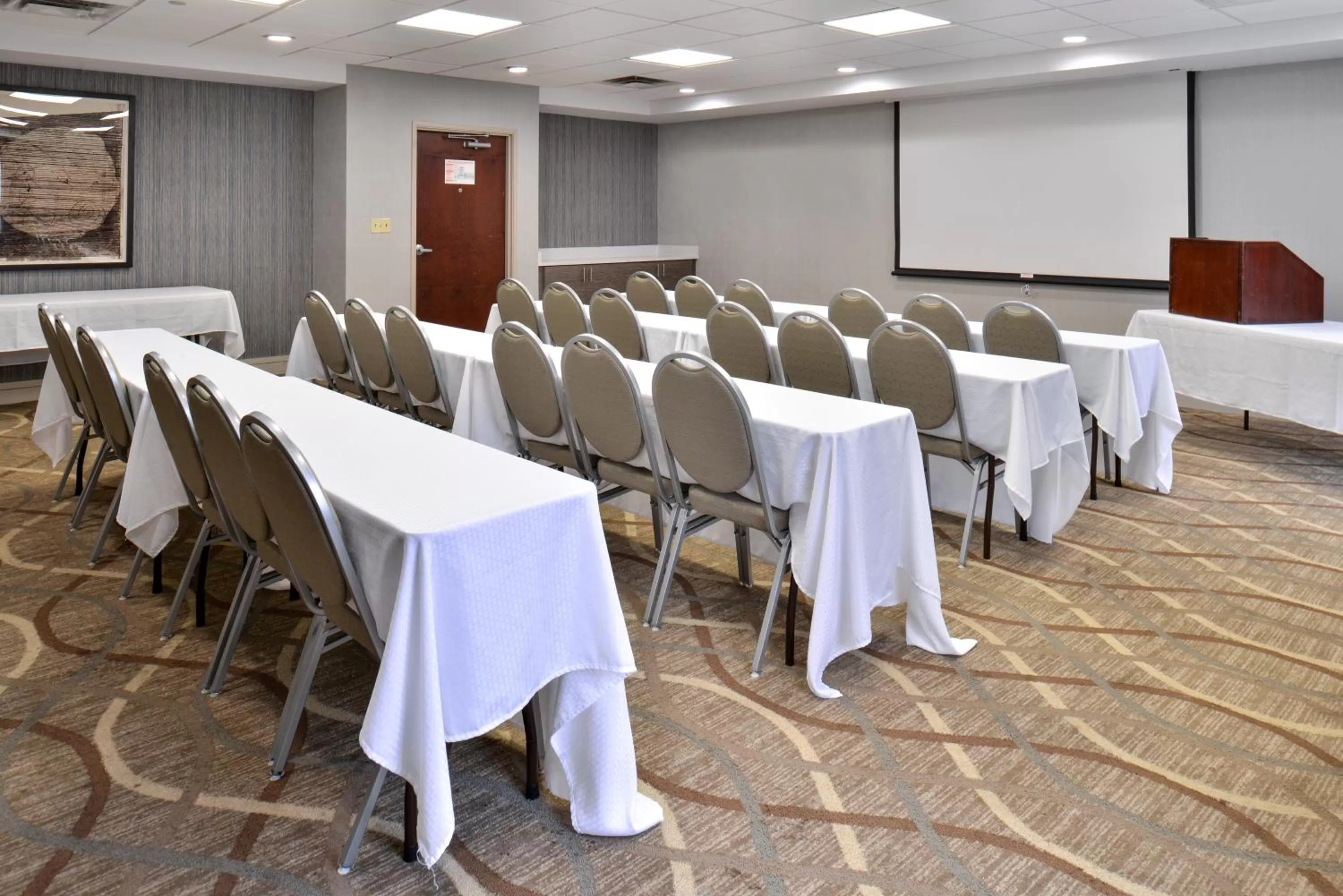 Meeting/conference room in Holiday Inn Express Hotel & Suites Lafayette by IHG