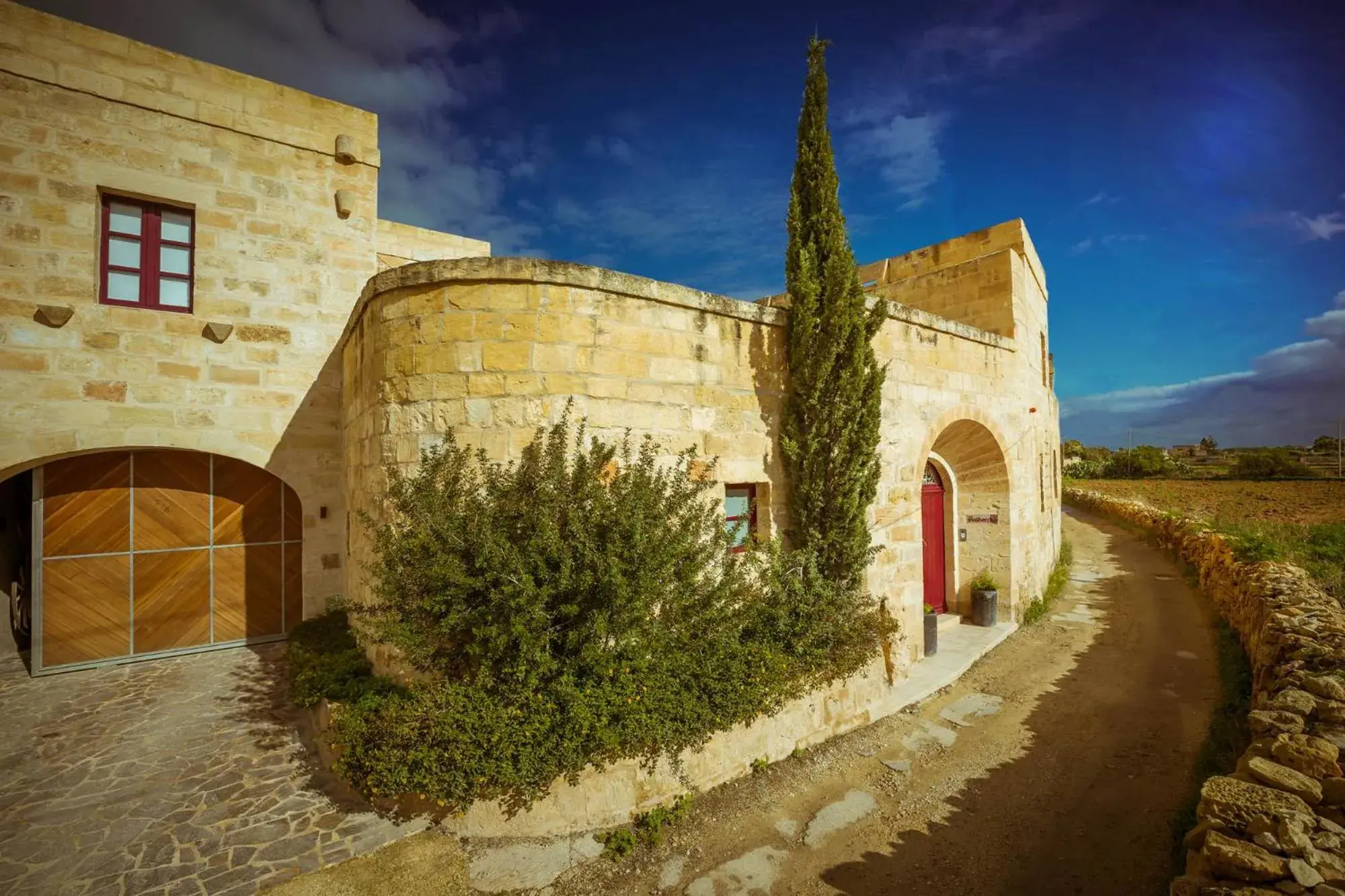 Property Building in Mulberries