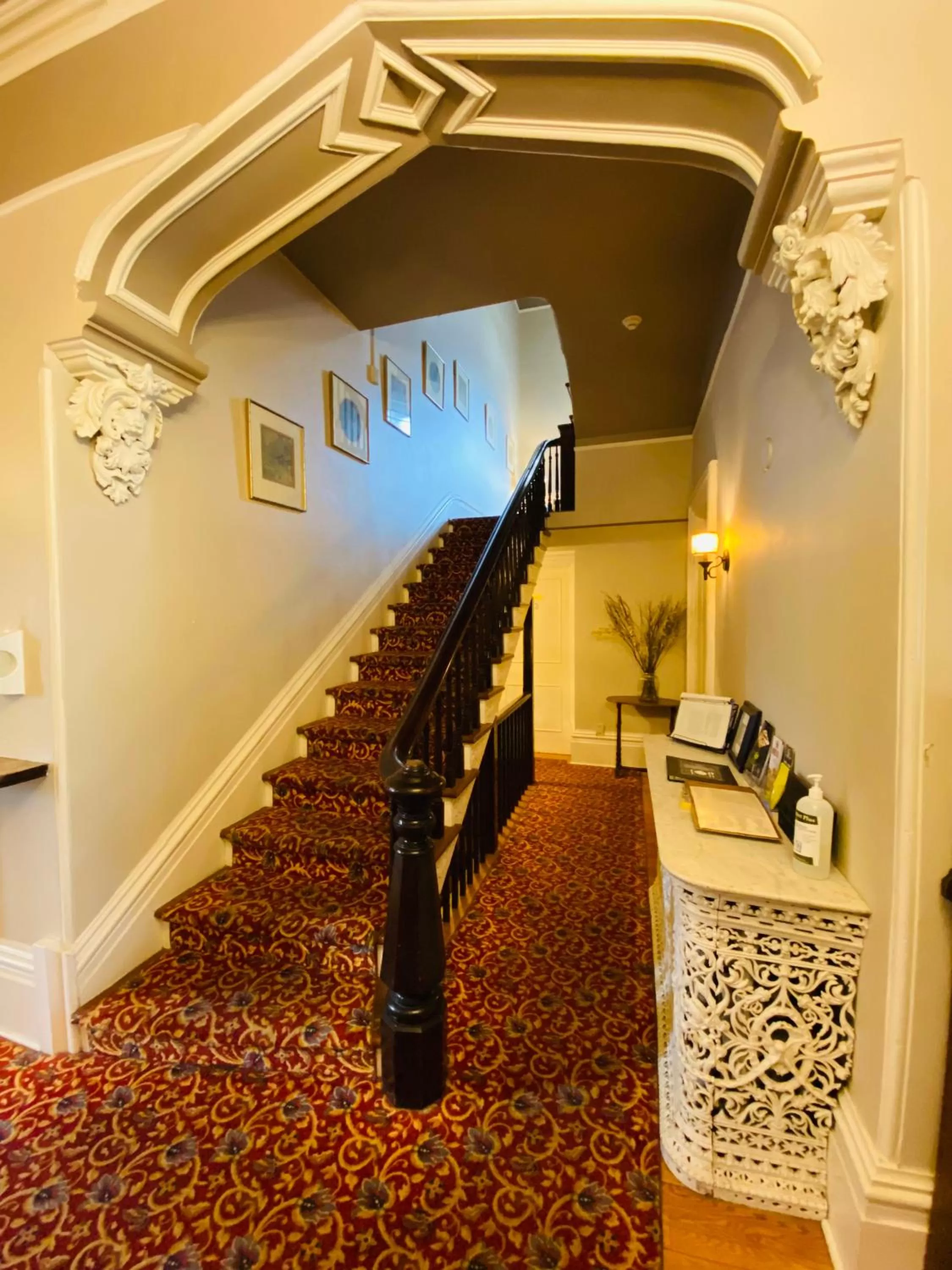 Lobby or reception in Hochelaga Inn