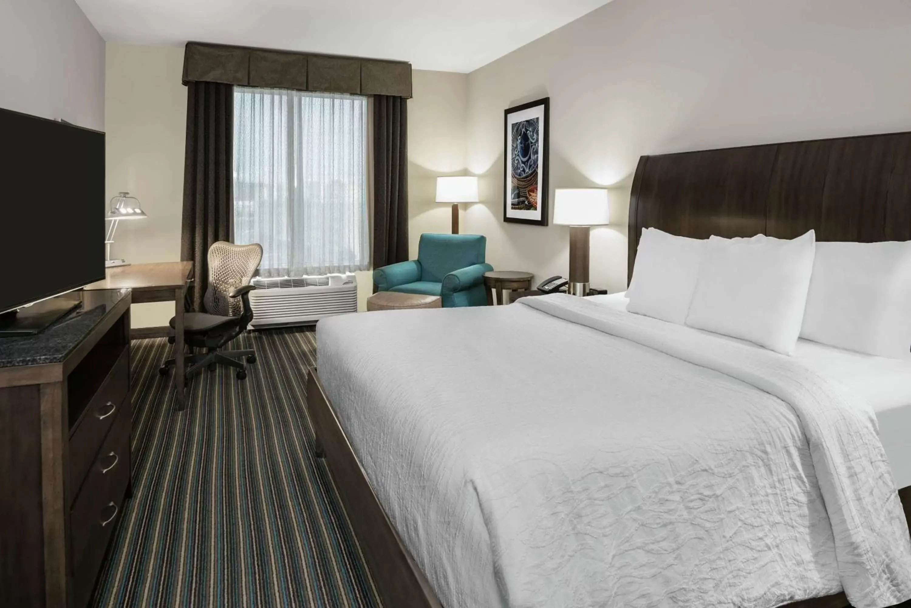 King Room - Disability Access with Bath Tub in Hilton Garden Inn San Antonio/Rim Pass Drive King Room - Disability Access with Bath Tub in Hilton Garden Inn San Antonio/Rim Pass Drive