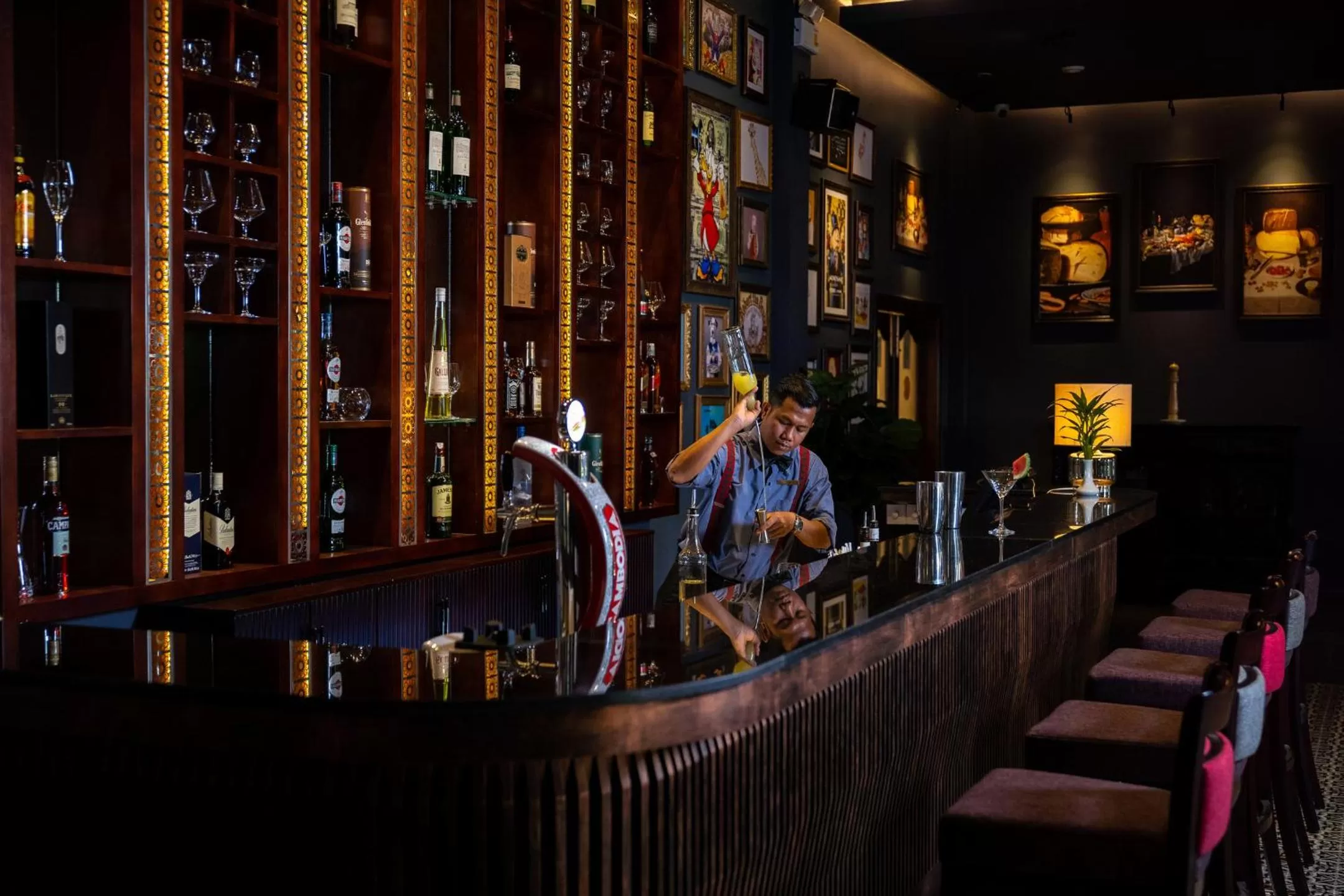 Lounge or bar in Lotus Blanc Resort