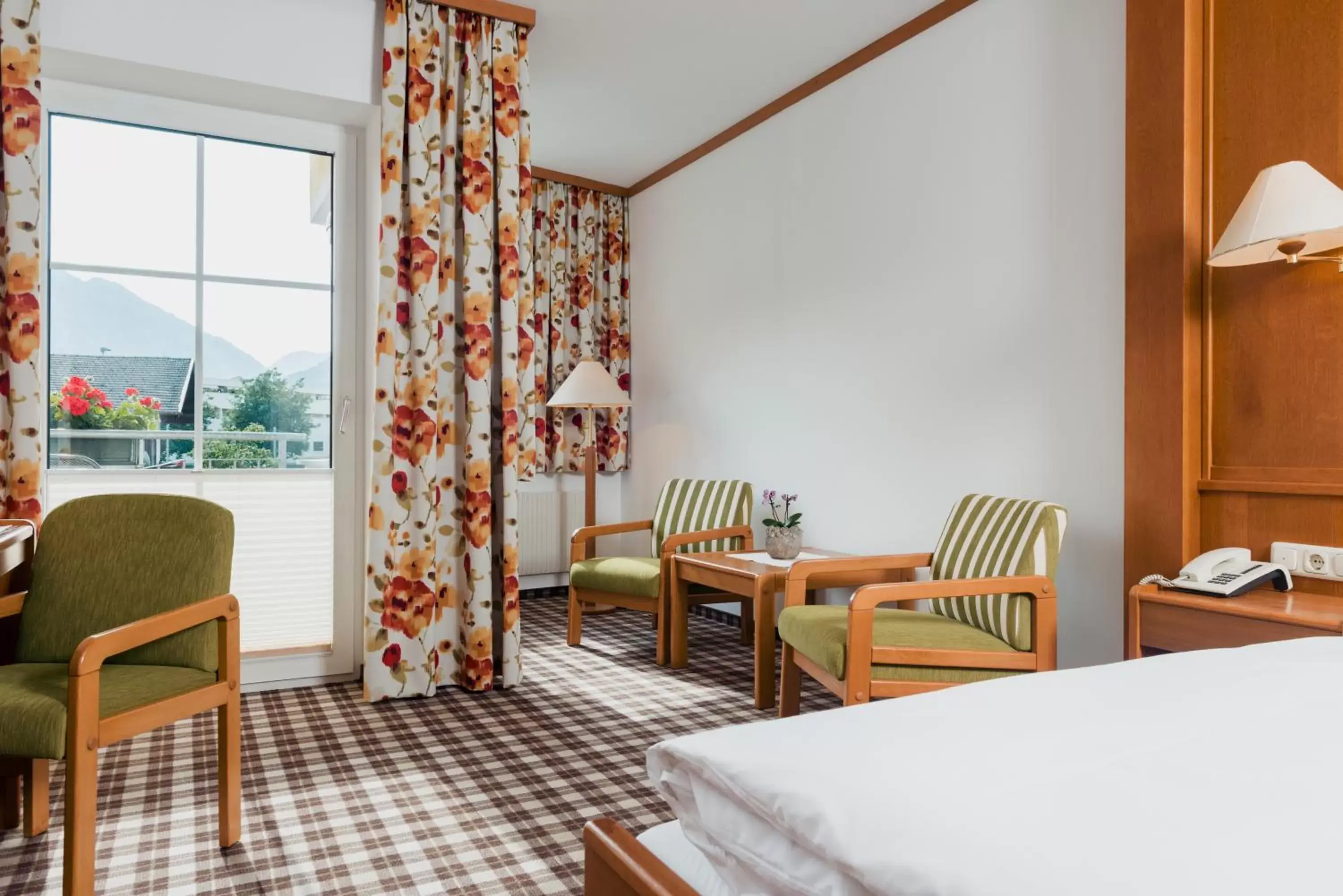 Superior Double Room with Balcony in Hotel Zum Mohren