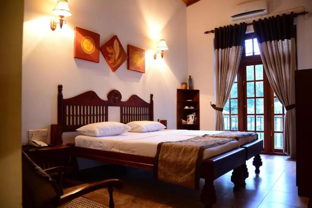 Bed in Veraima Kandy