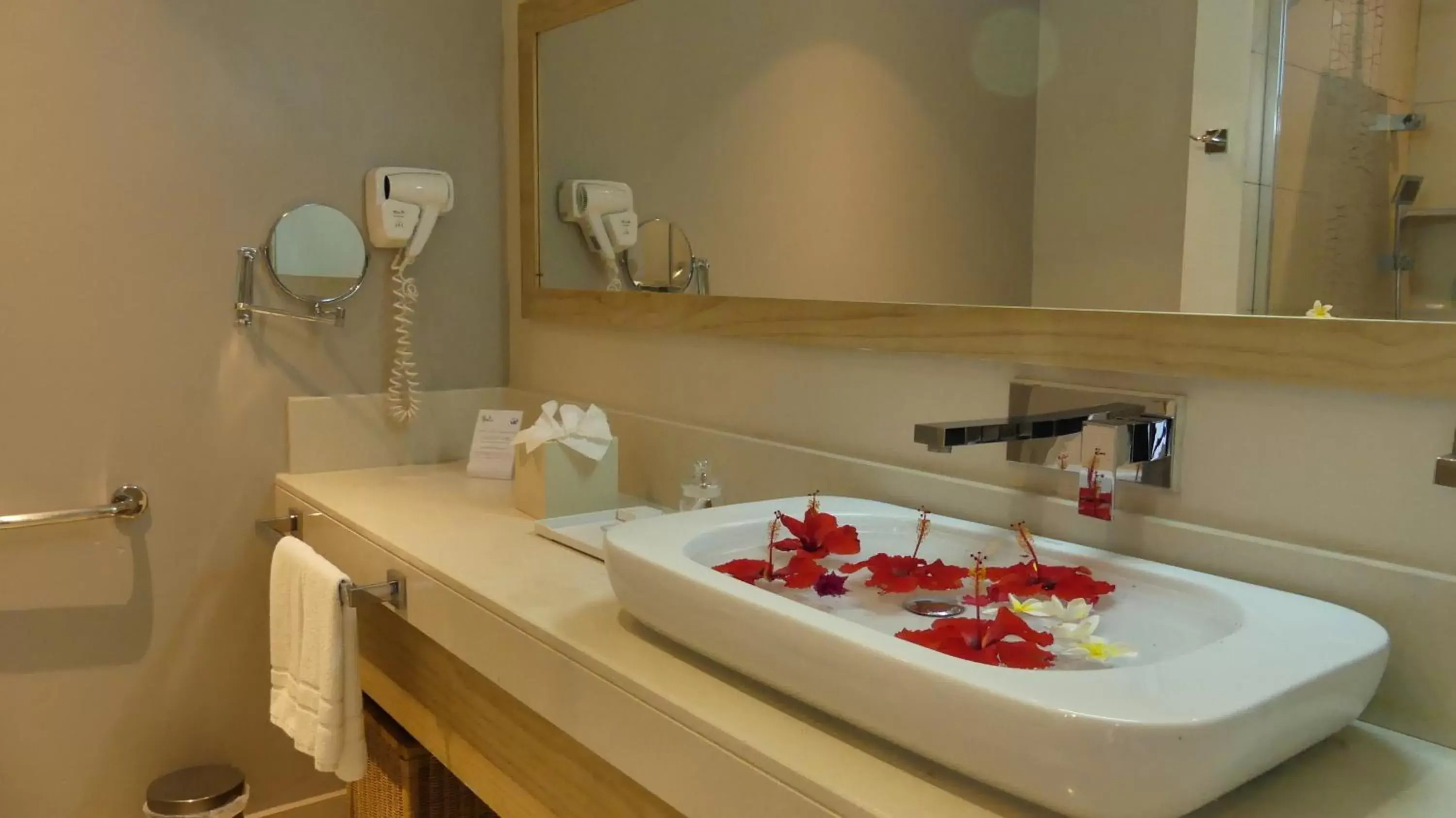 Bathroom in Anelia Resort & Spa