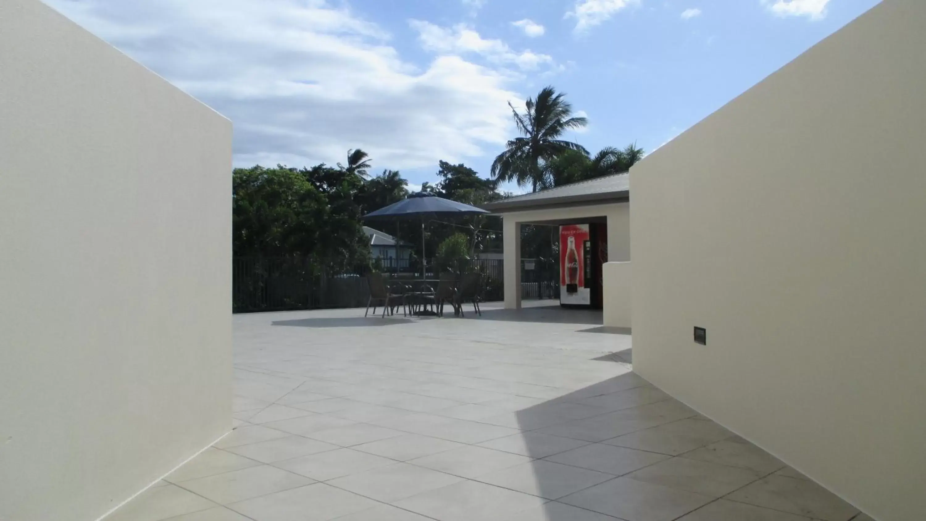 BBQ facilities in Edge Apartments Cairns