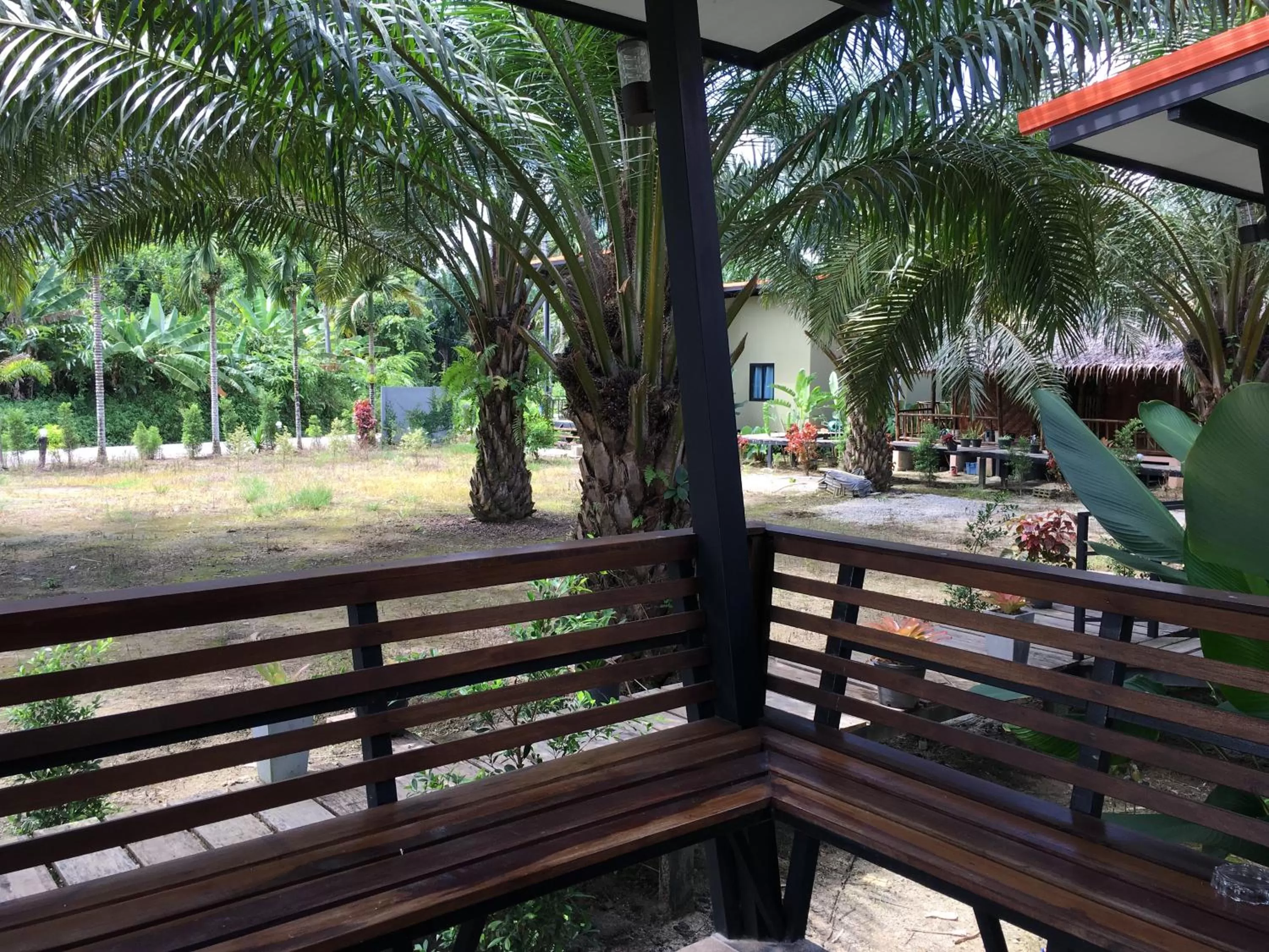 Property building in Khao Sok Residence Resort