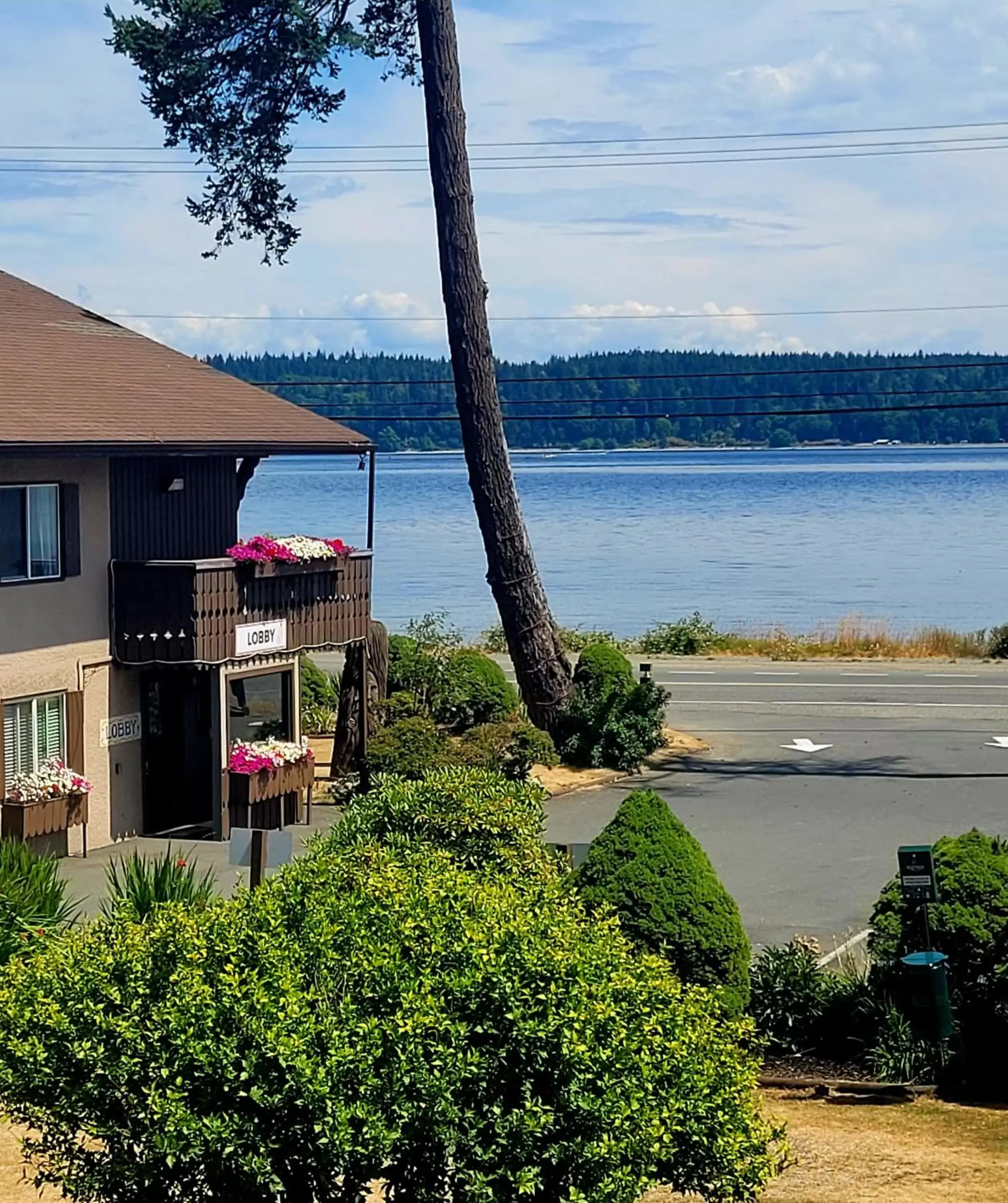 Sea view in Ramada by Wyndham Campbell River