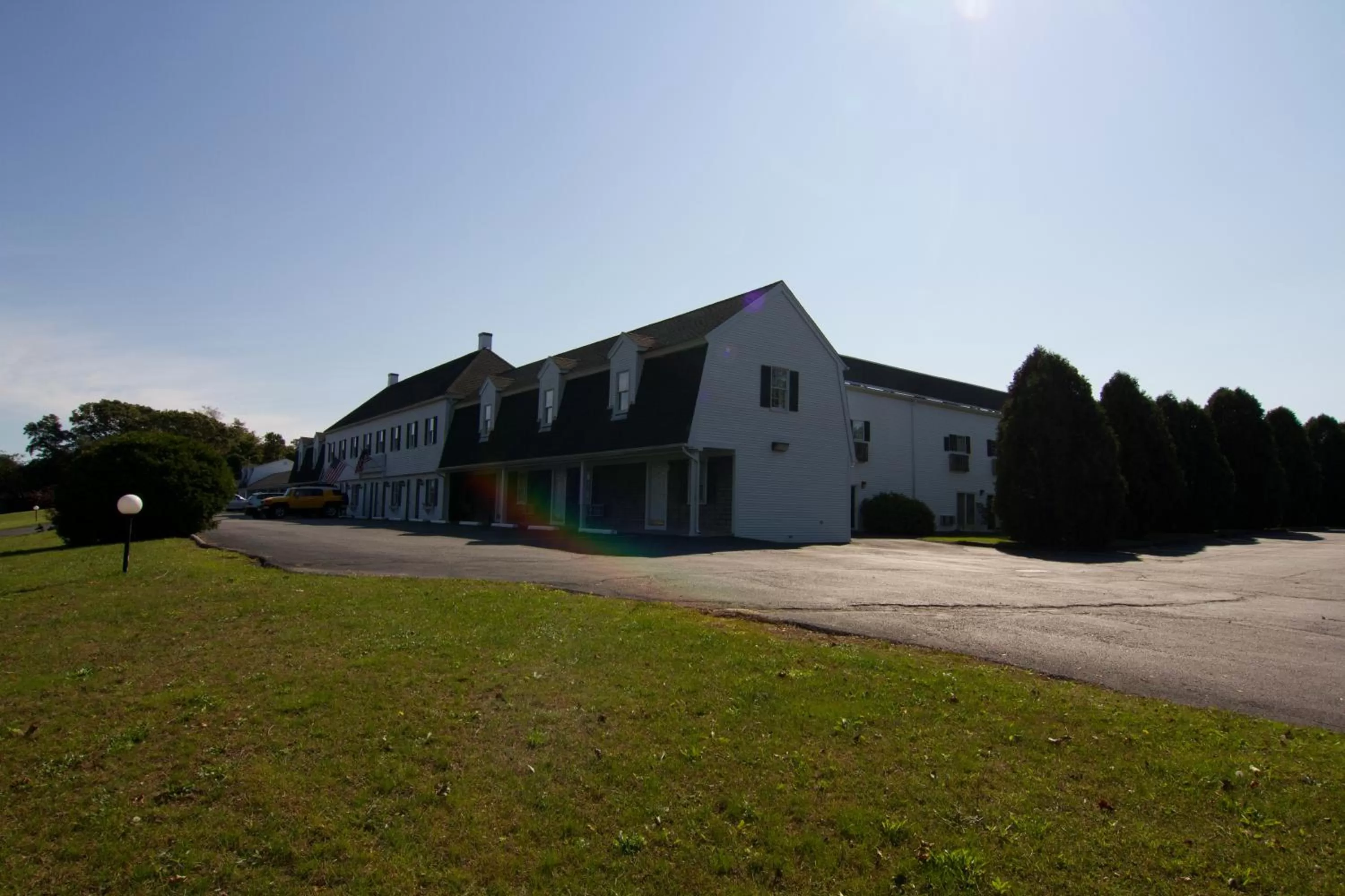 Facade/entrance in Sandwich Lodge & Resort