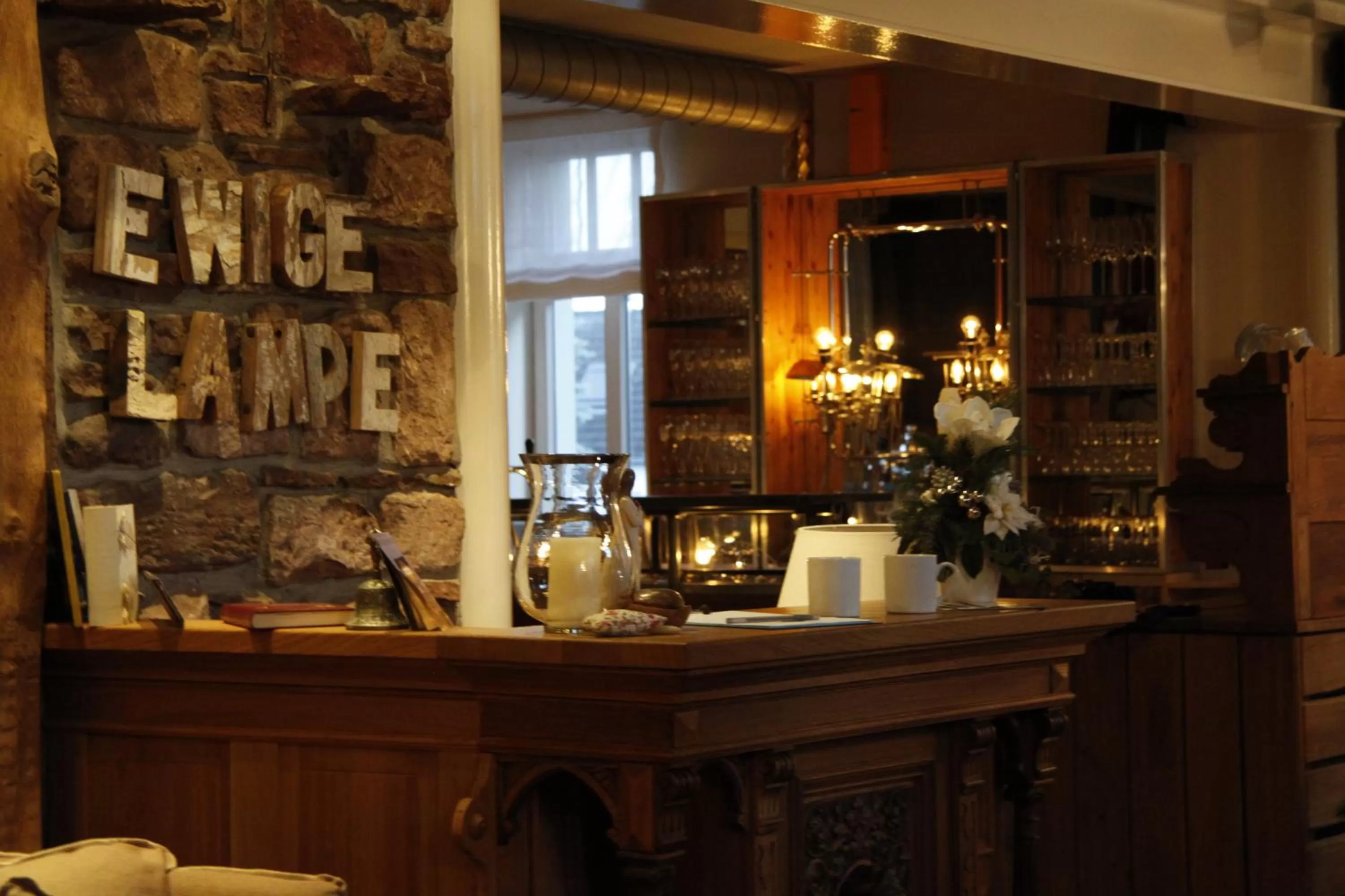 Lobby or reception in Zur Ewigen Lampe Romantisches Landhotel & Restaurant