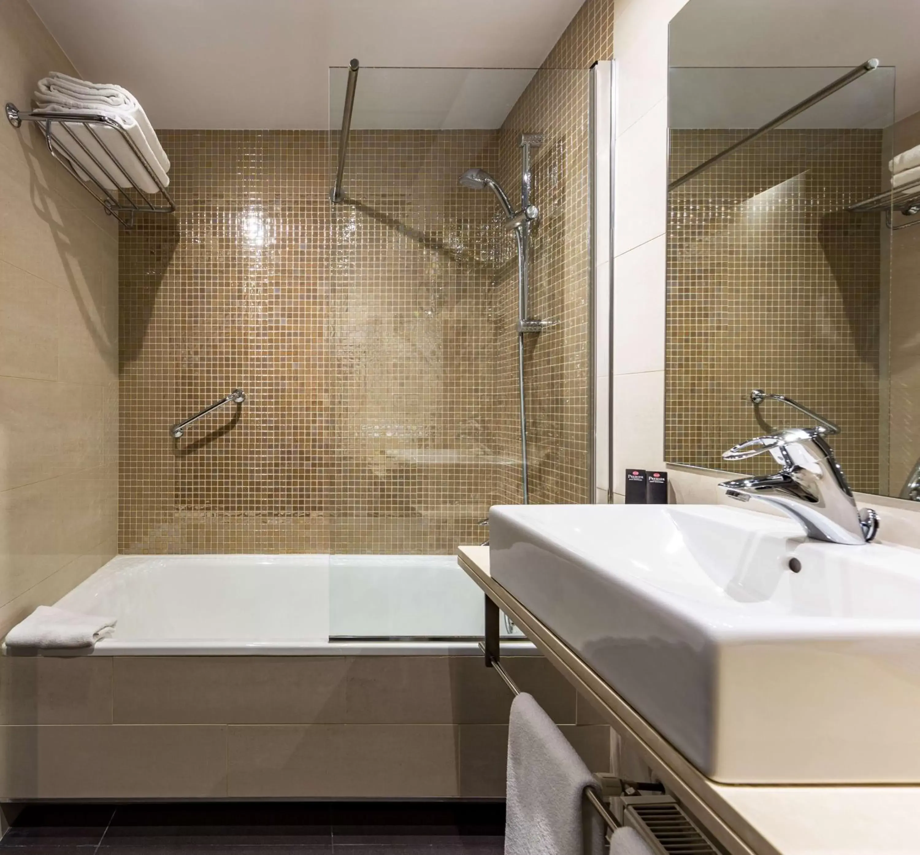 Bathroom in Best Western Premier Hotel Dante