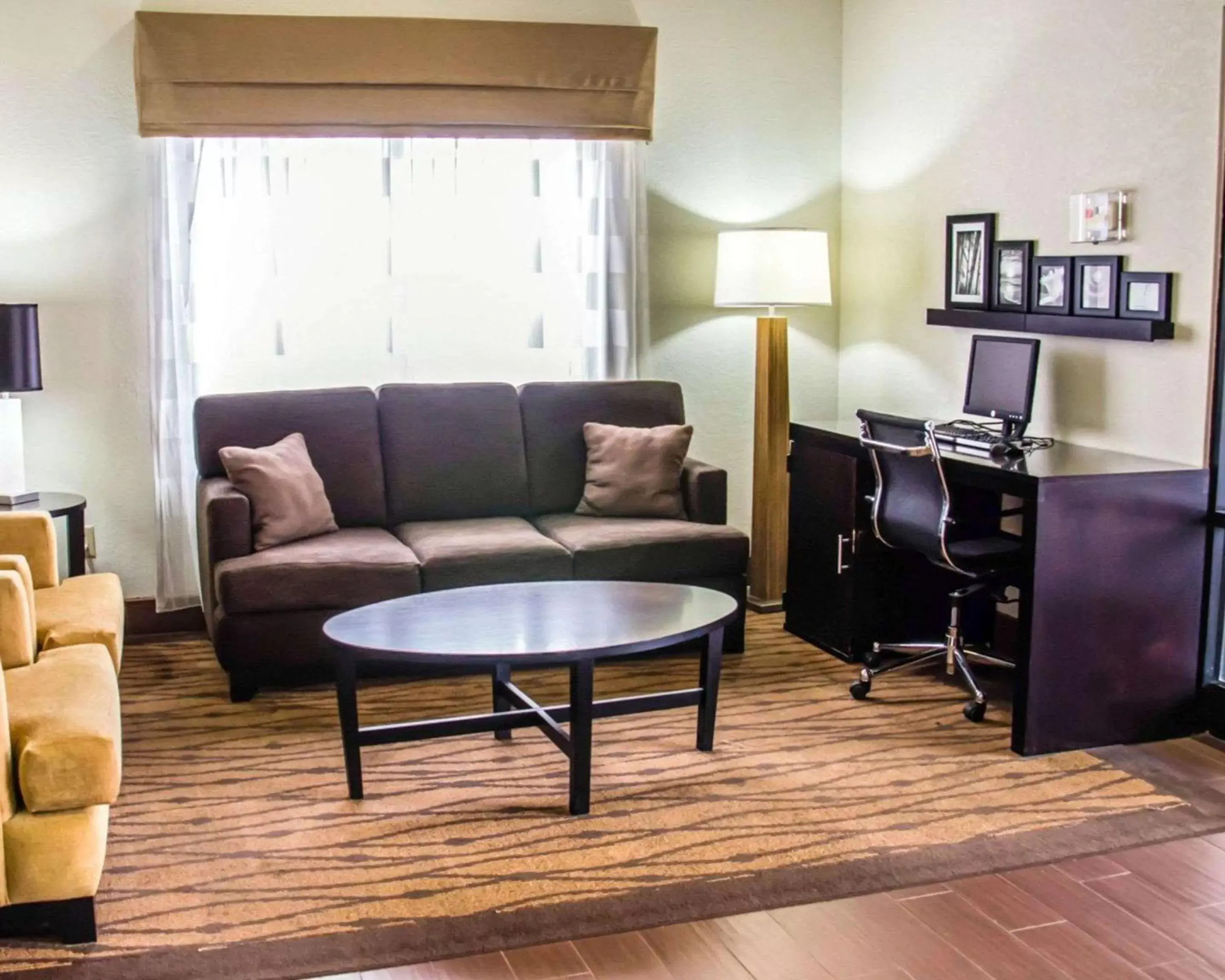 Lobby or reception, Seating Area in Sleep Inn Concord / Kannapolis