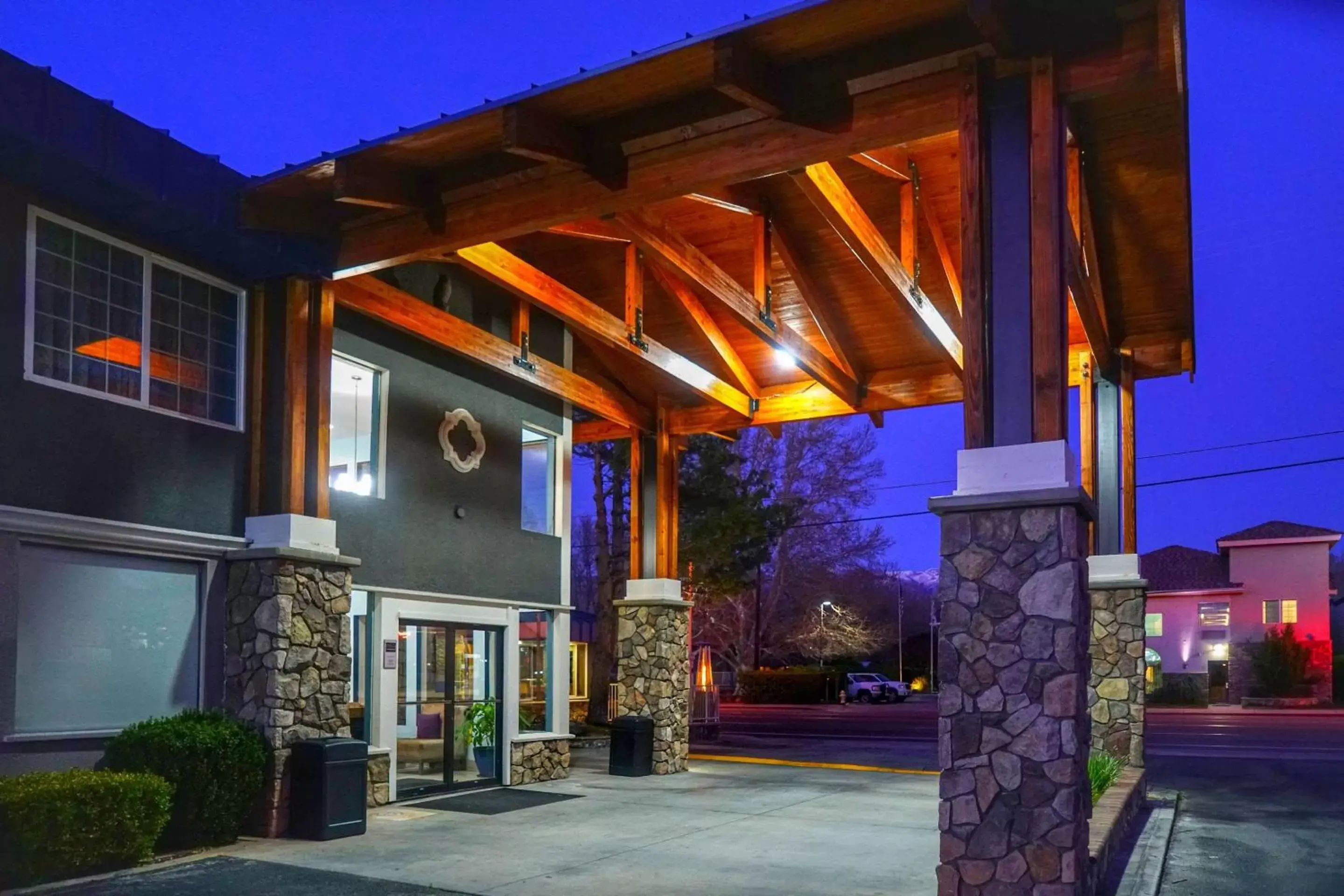 Property building in Cielo Hotel Bishop-Mammoth, Ascend Hotel Collection