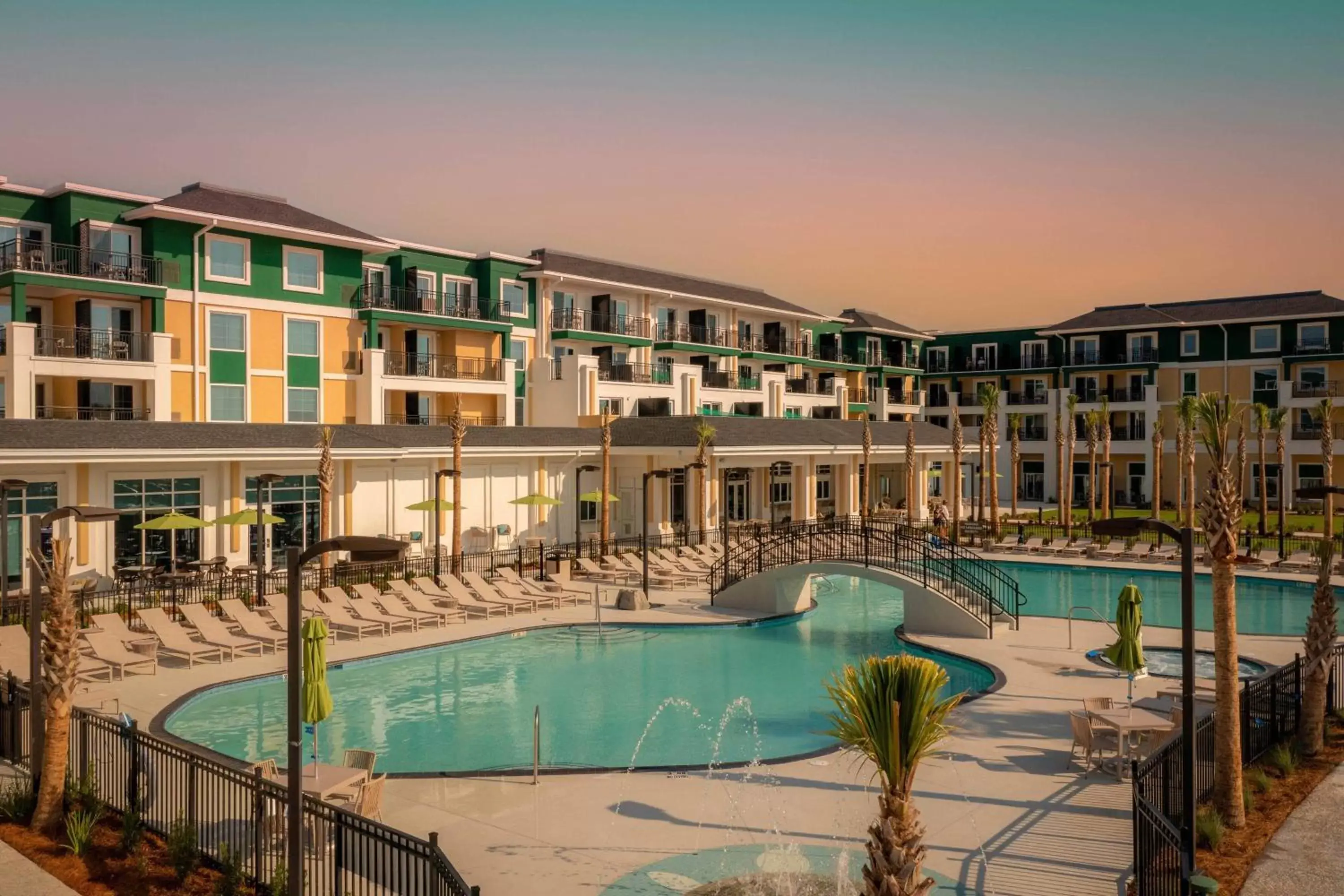 Swimming Pool in Residence Inn by Marriott Jekyll Island