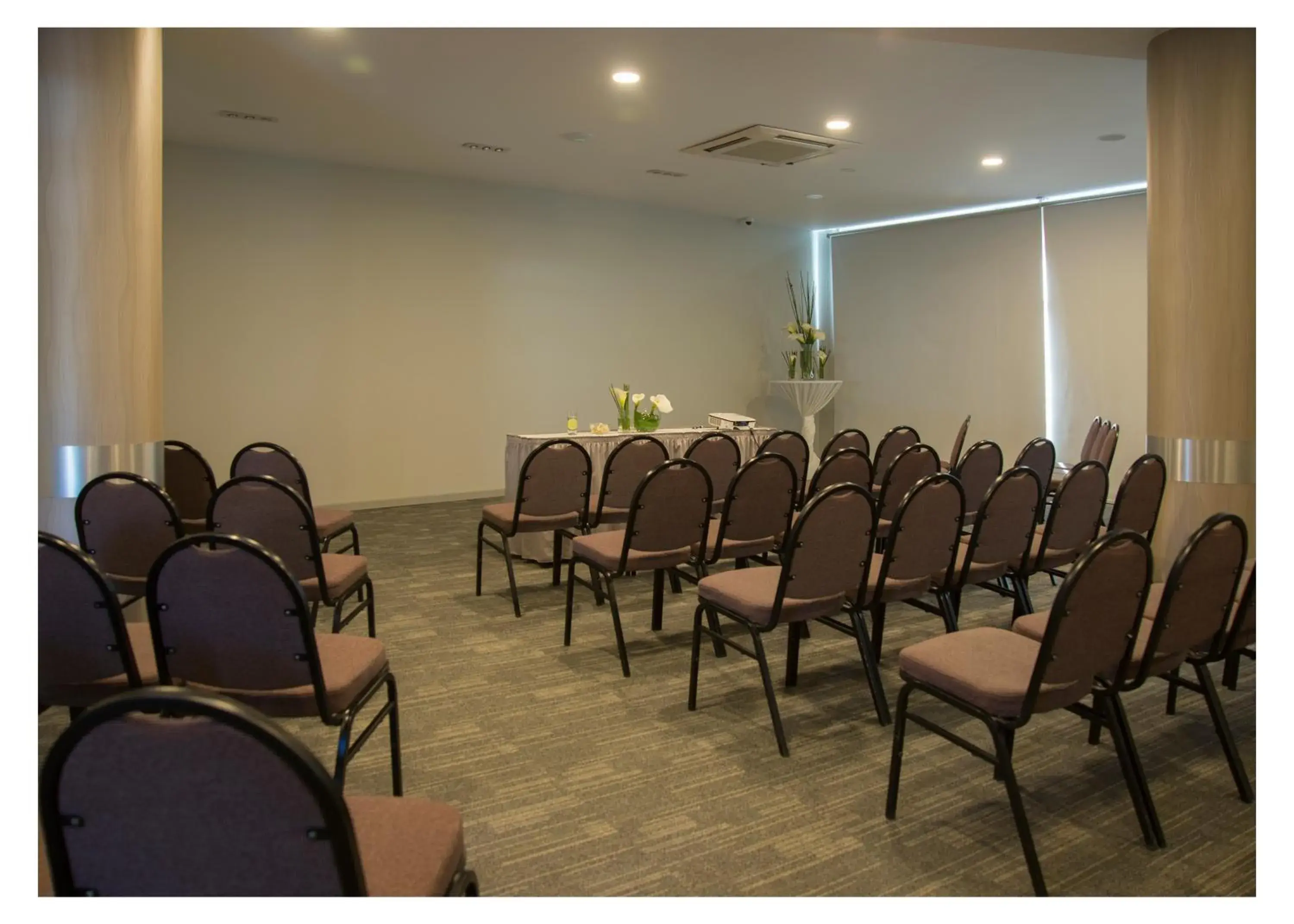 Business facilities, Business Area/Conference Room in Casa Grande Suites