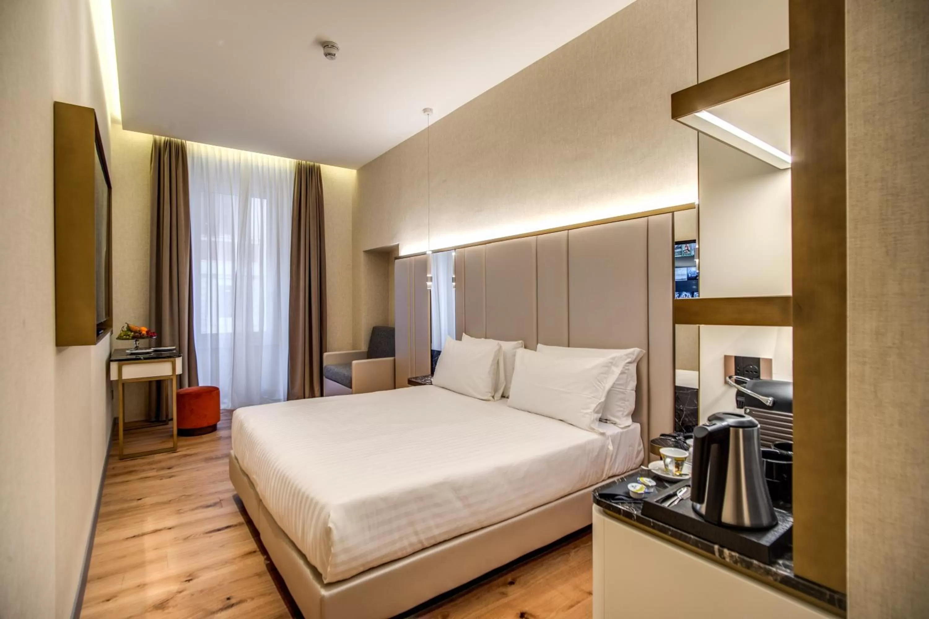 Coffee/tea facilities, Bed in CC Palace Hotel