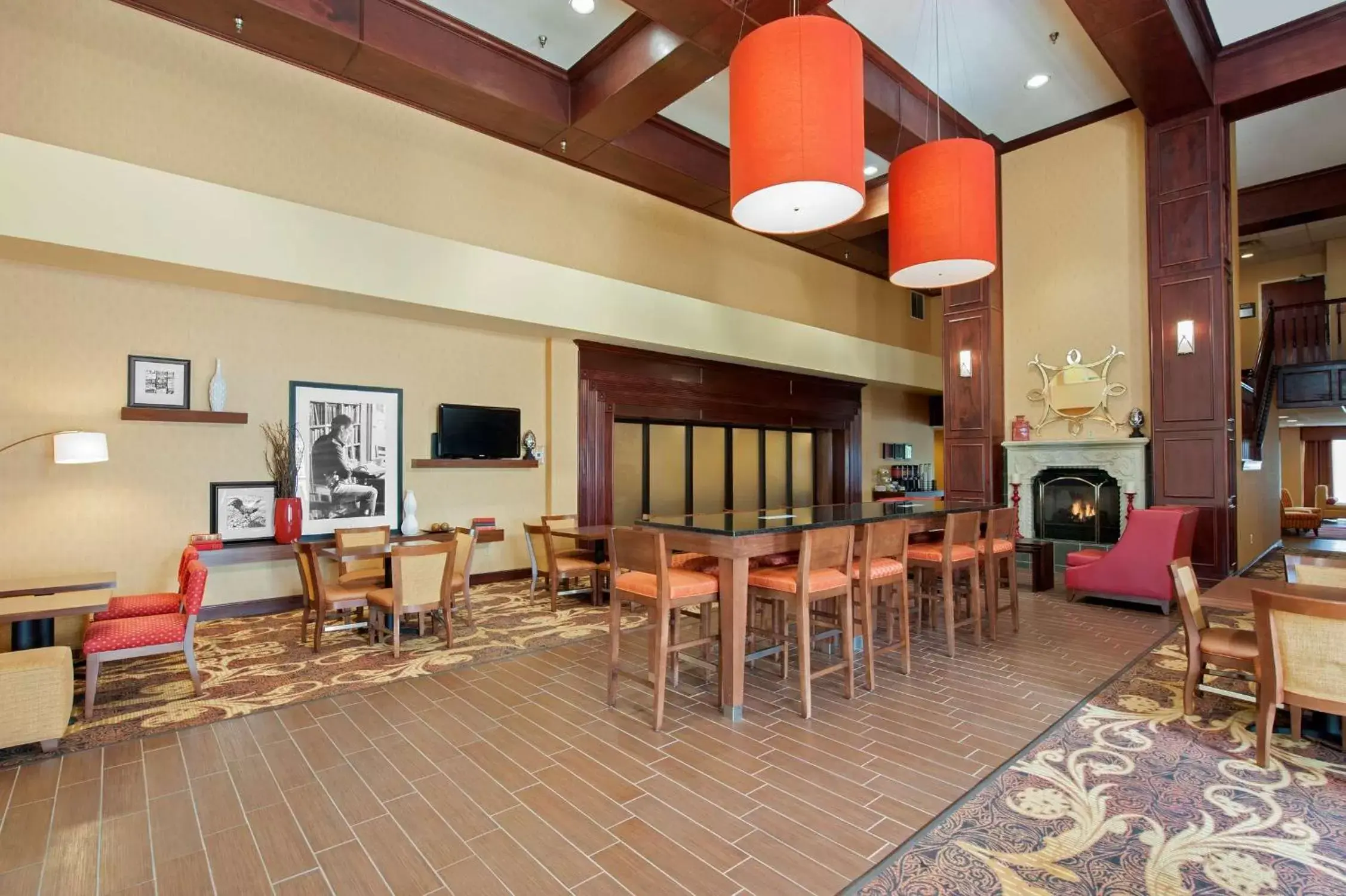 Lobby or reception, Lounge/Bar in Hampton Inn & Suites Cleveland-Southeast-Streetsboro