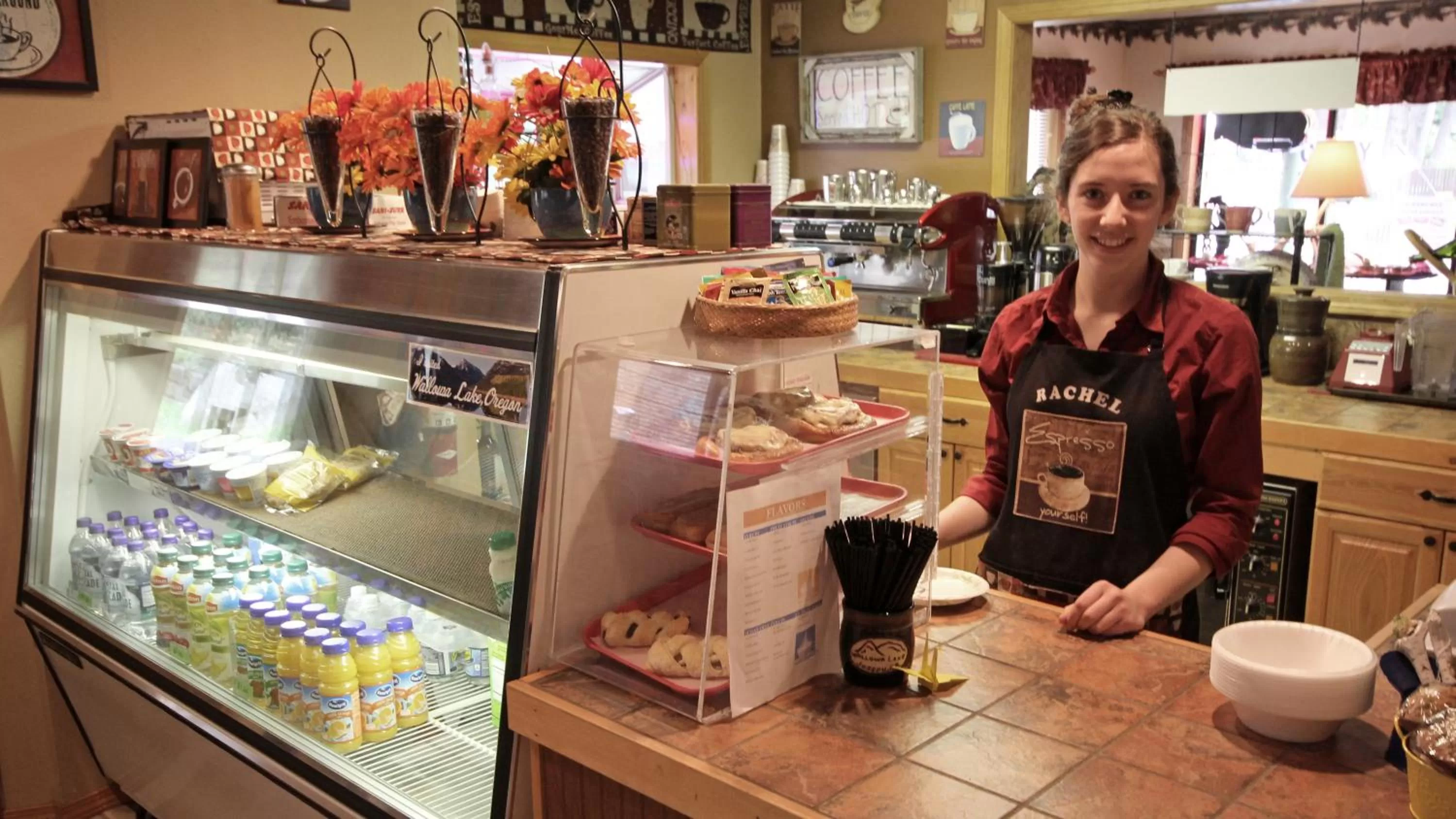 Restaurant/places to eat in Eagle Cap Chalets