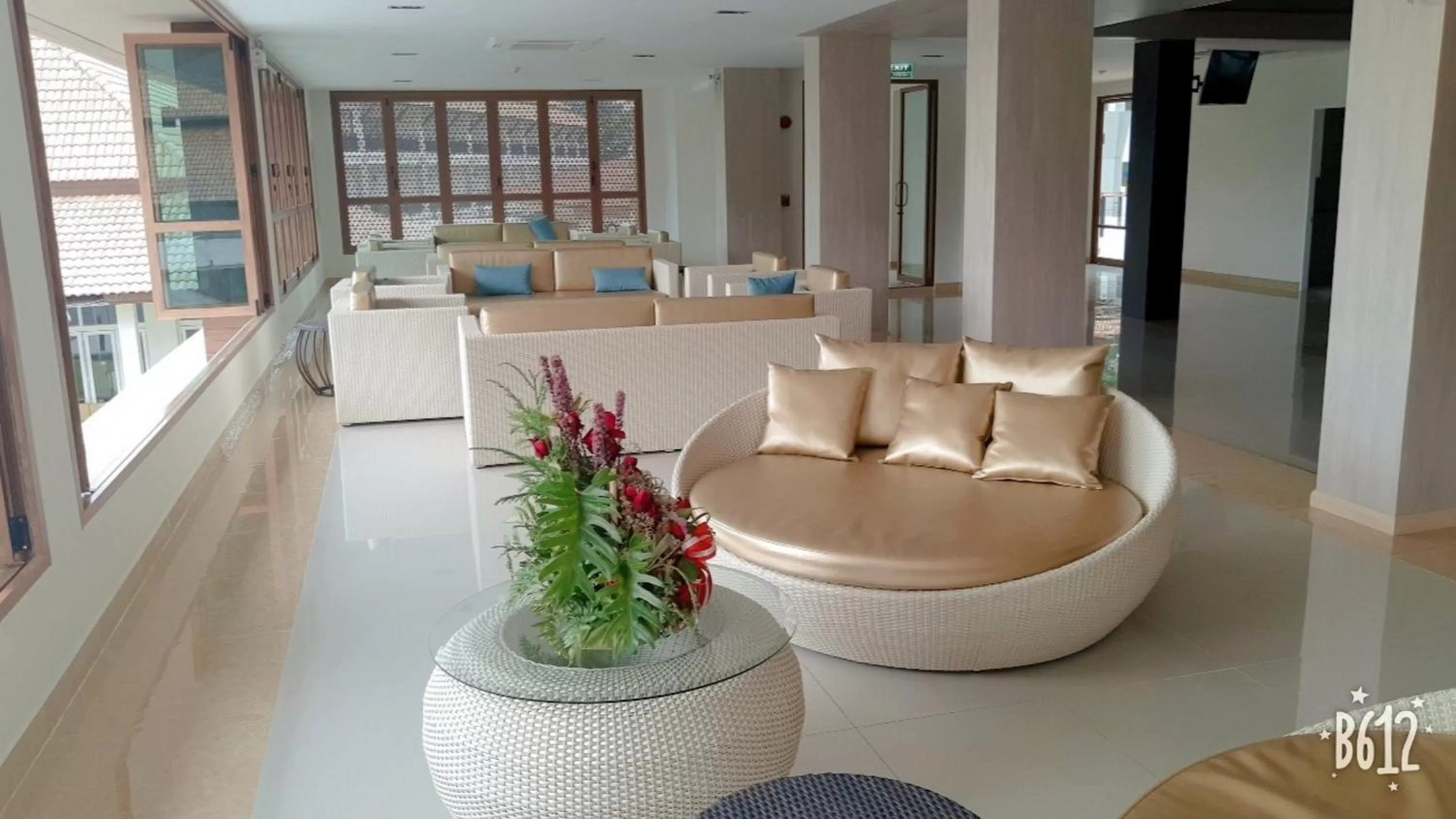 Seating area in Green Lake Resort - SHA Extra Plus Certified