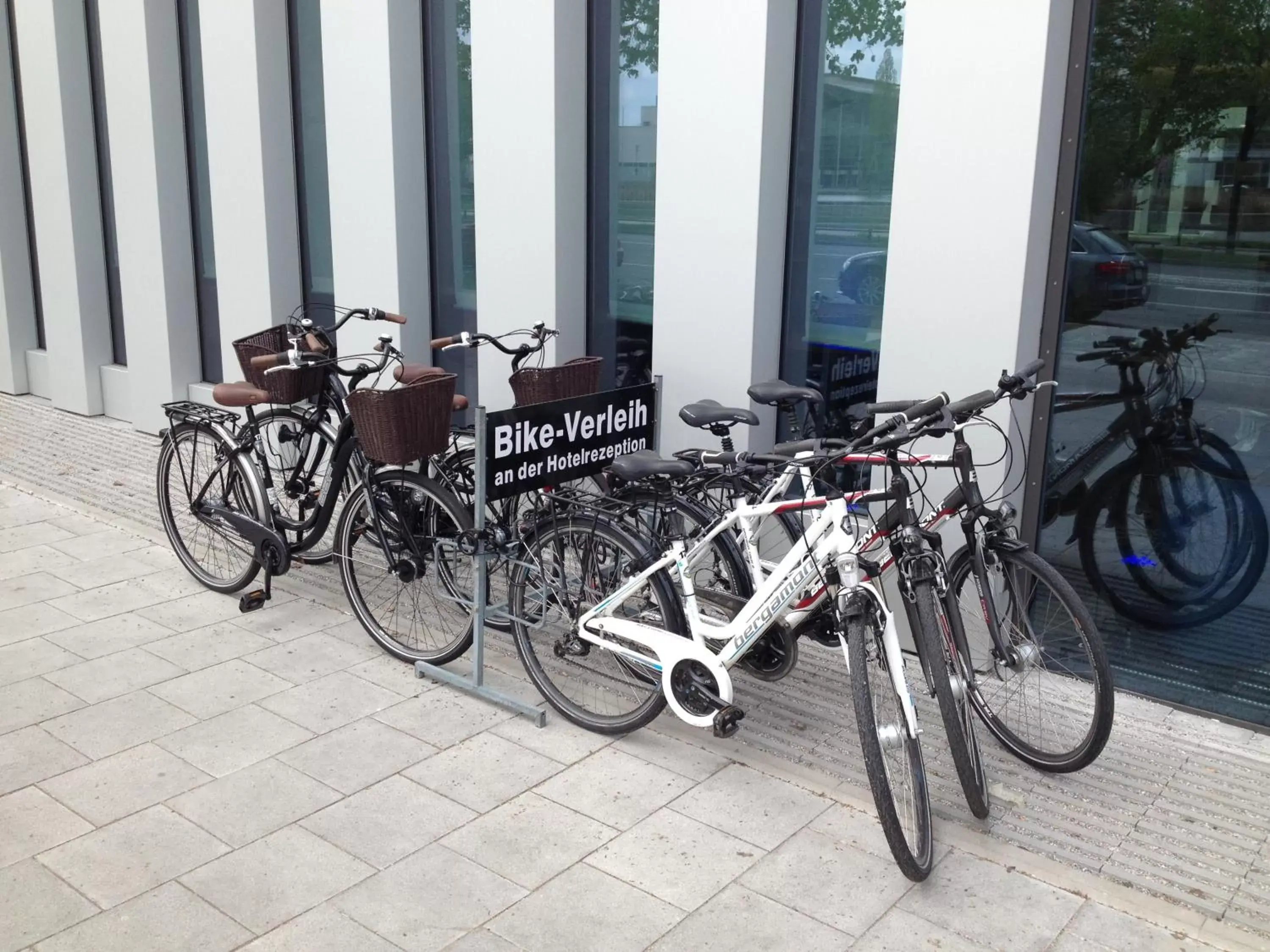 Cycling, Other Activities in H4 Hotel München Messe