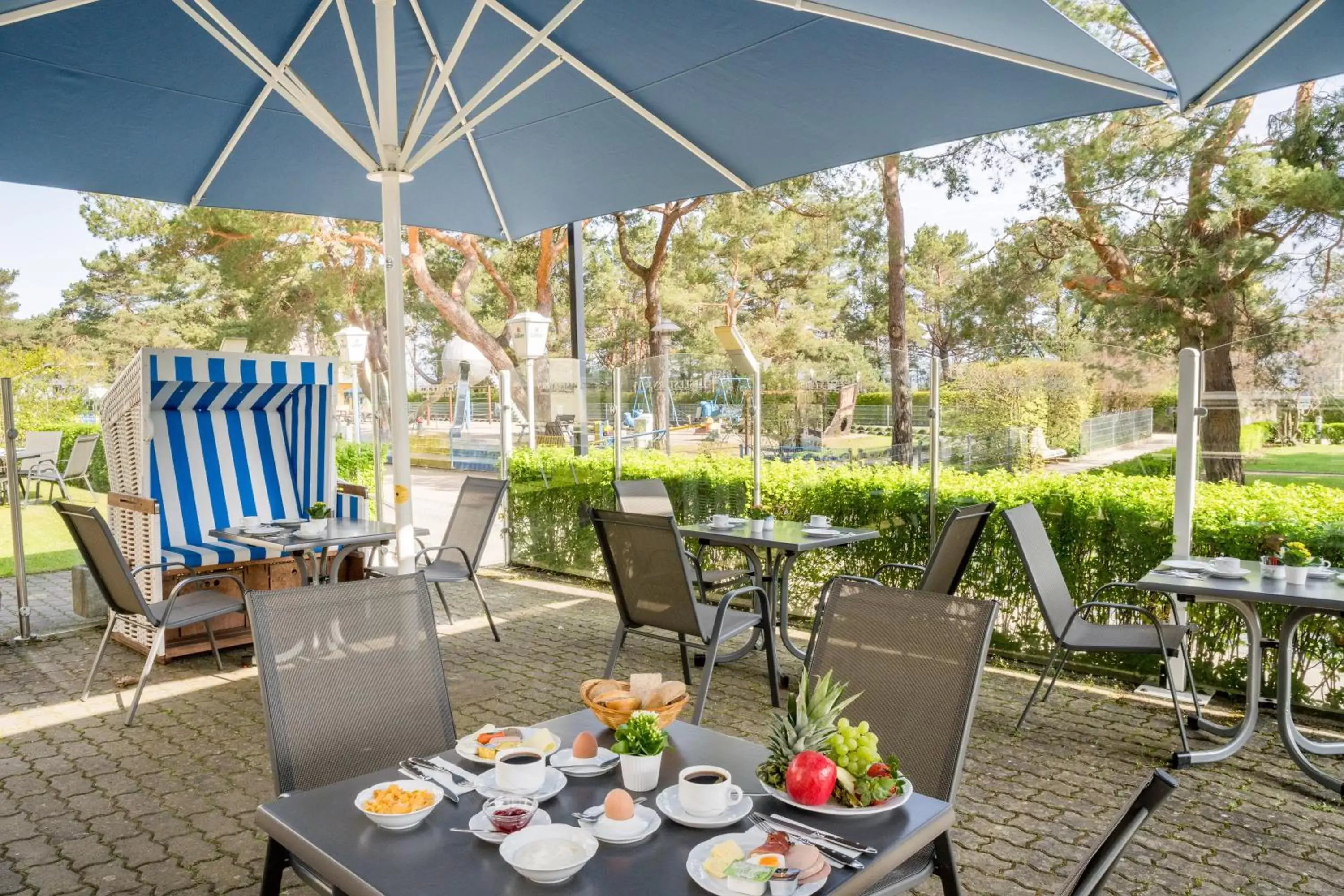 Breakfast, Restaurant/Places to Eat in Hotel Seestern