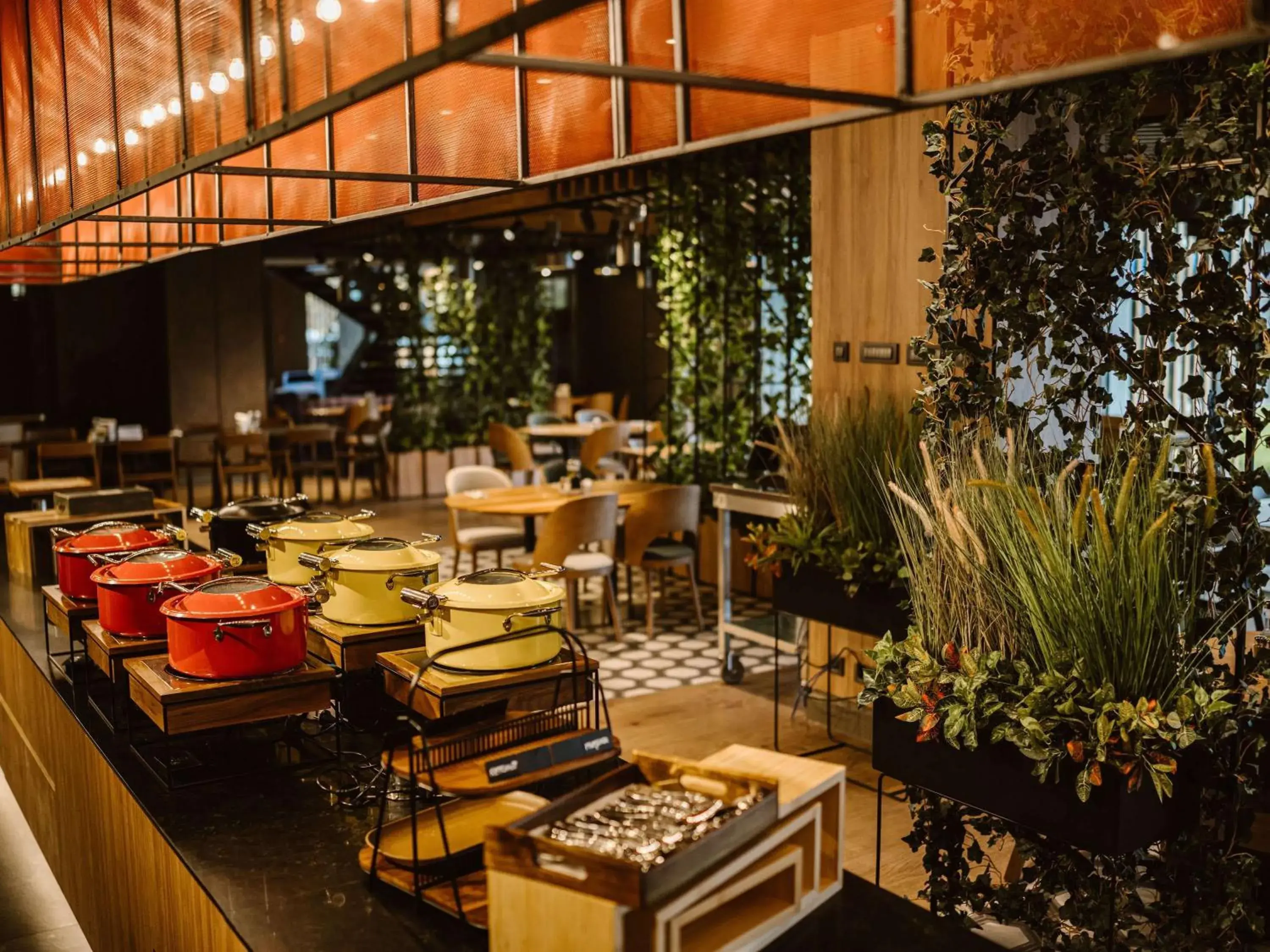 Restaurant/places to eat in Ibis Styles Sibiu Arsenal Restaurant/places to eat in Ibis Styles Sibiu Arsenal