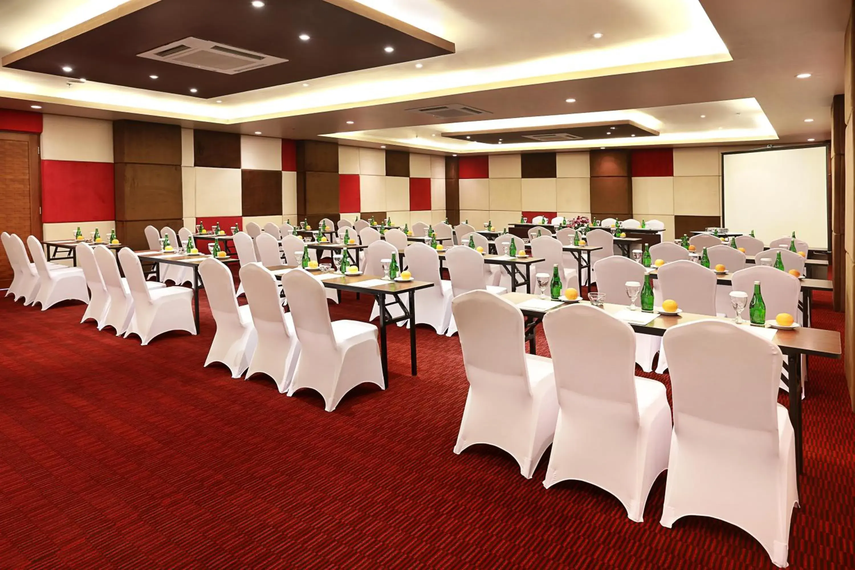 Banquet/Function facilities, Banquet Facilities in Golden Tulip Essential Denpasar Hotel
