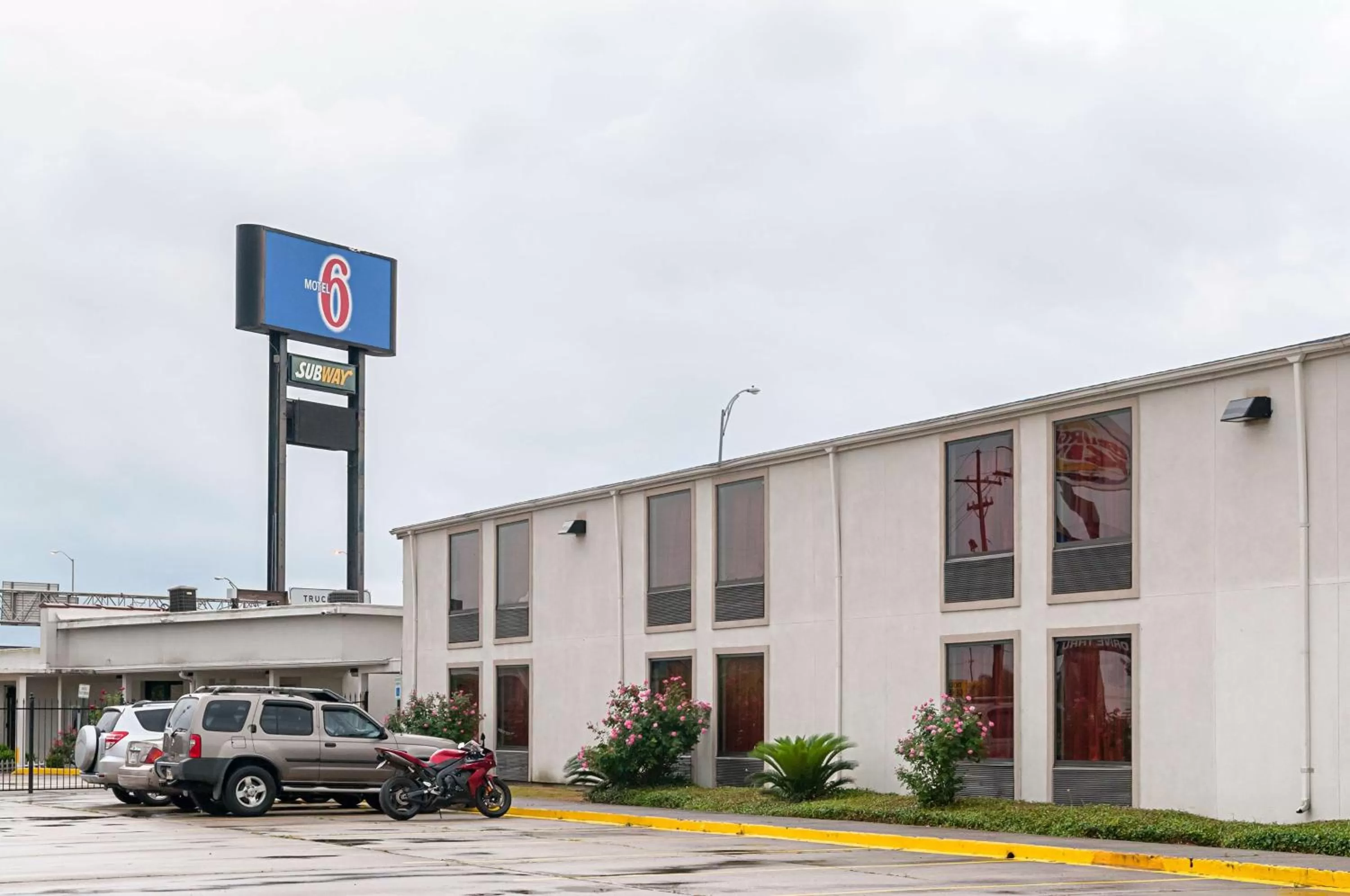 Property building in Motel 6-New Orleans, LA - Near Downtown