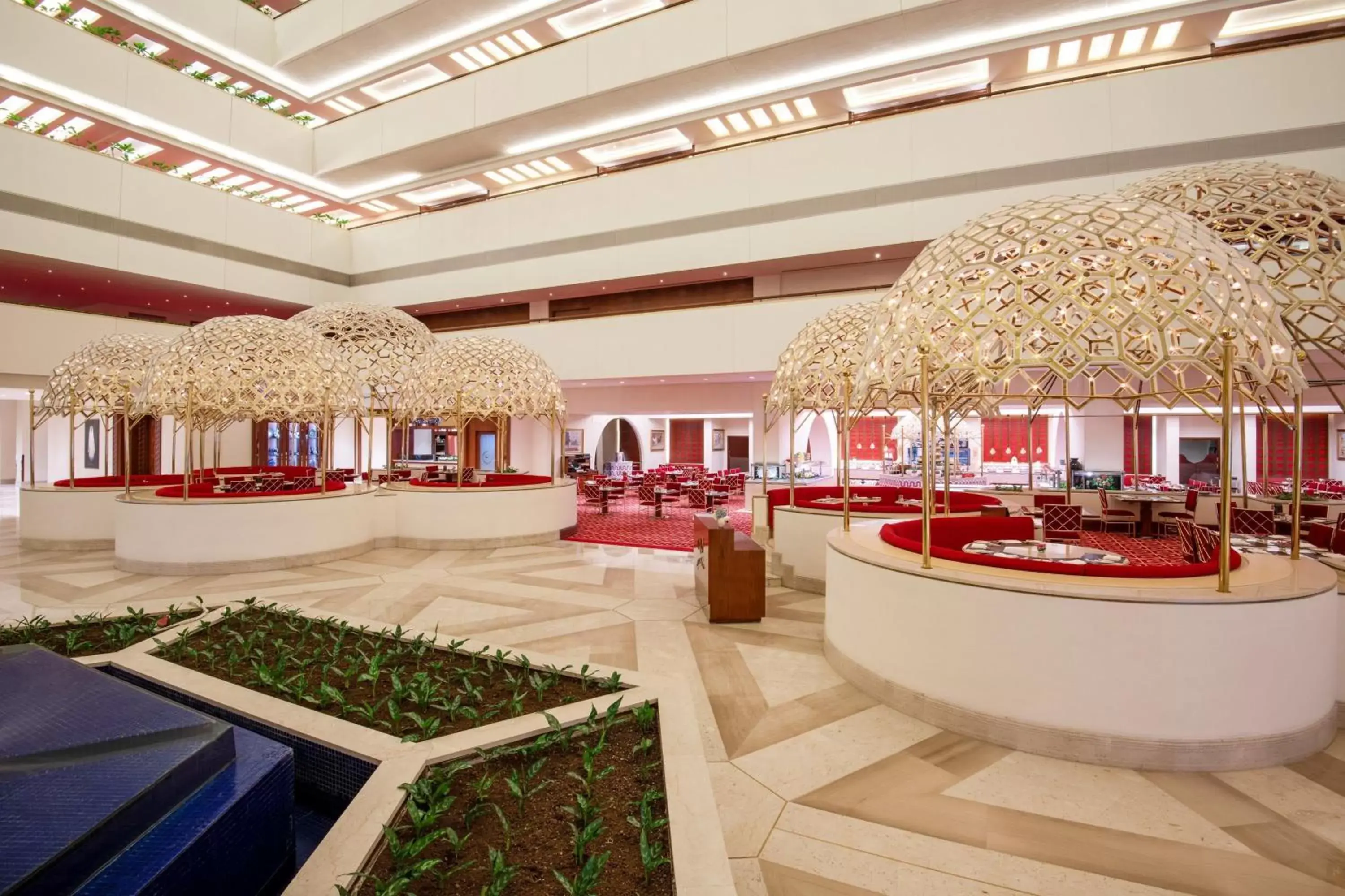 Restaurant/places to eat in Sheraton Grand Doha Resort & Convention Hotel