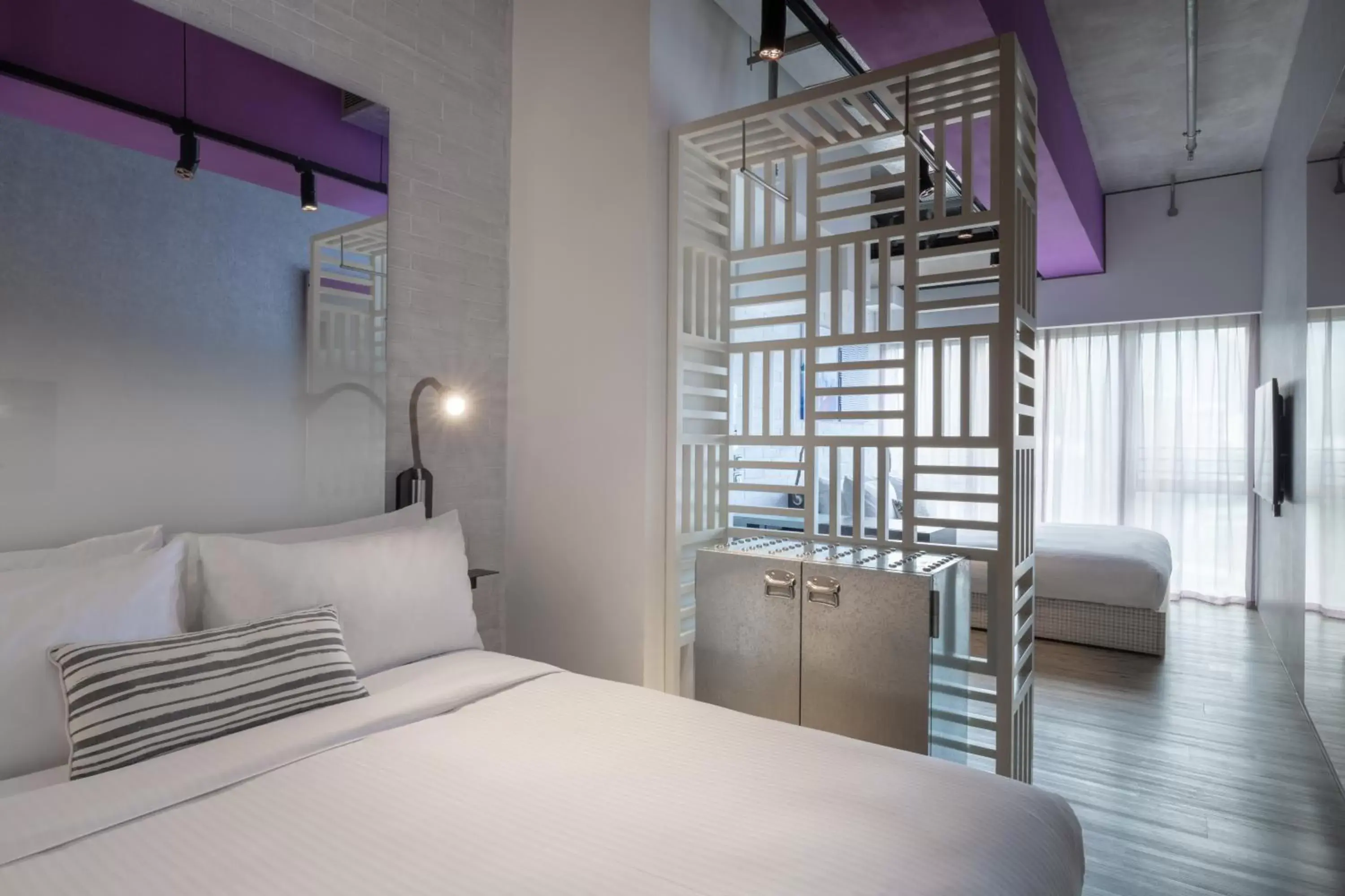Photo of the whole room, Bed in Ovolo Southside