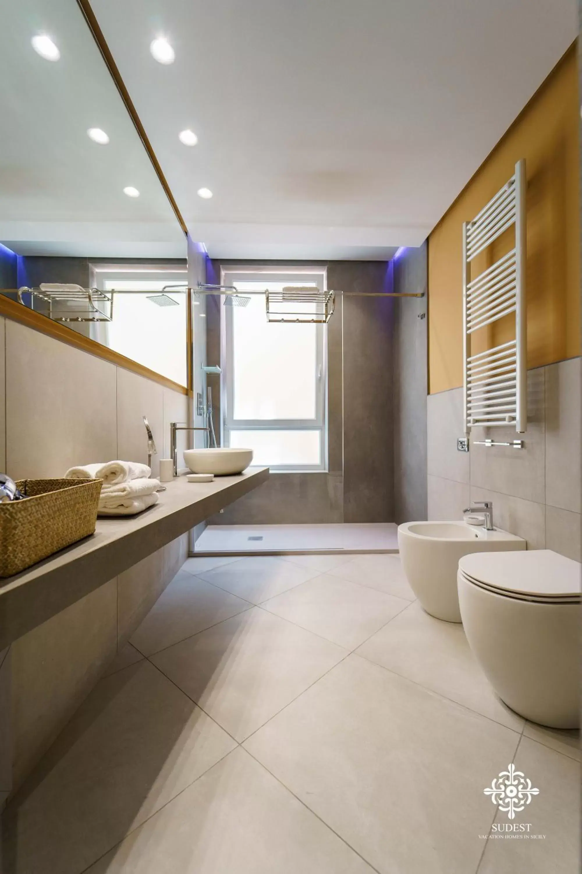 Toilet, Bathroom in Matteotti Luxury Residence