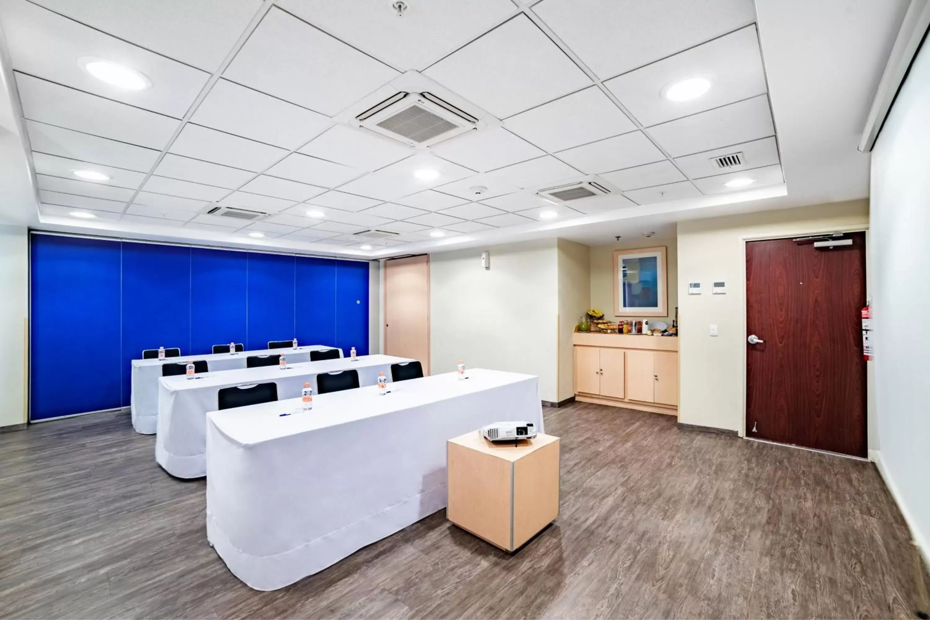 Meeting/conference room in City Express by Marriott Villahermosa