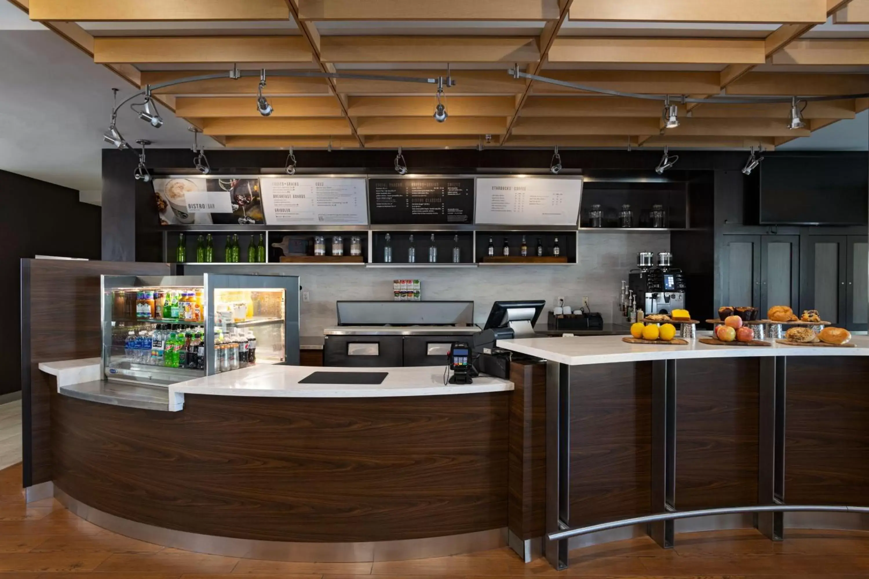 Restaurant/places to eat, Kitchen/Kitchenette in Courtyard by Marriott San Antonio Downtown