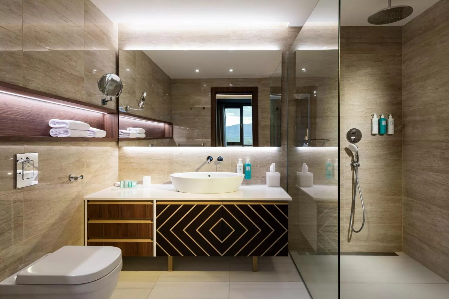 Bathroom in Kings' Valley Medical & Spa Hotel