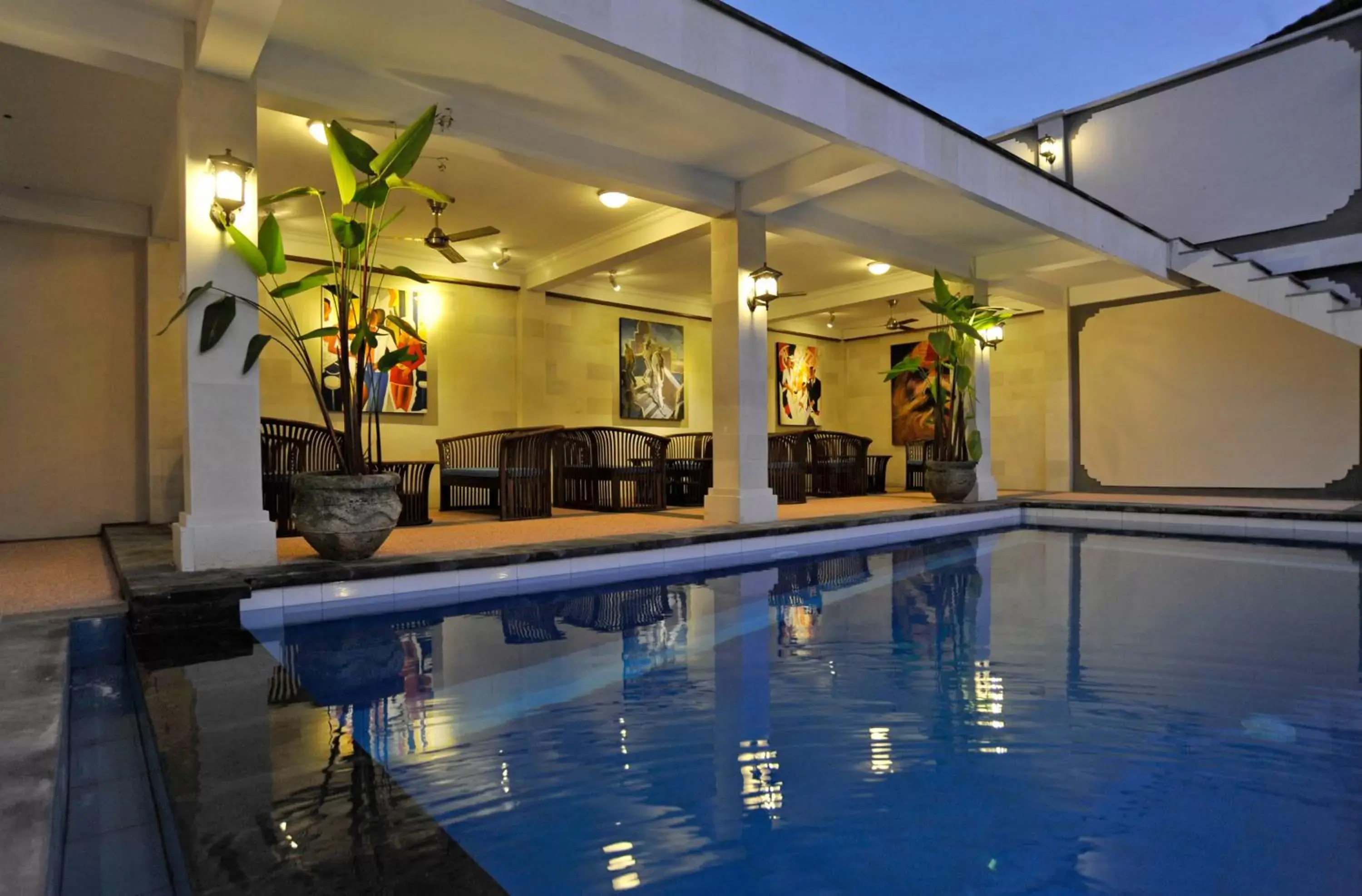 Swimming Pool in Aquarius Beach Hotel