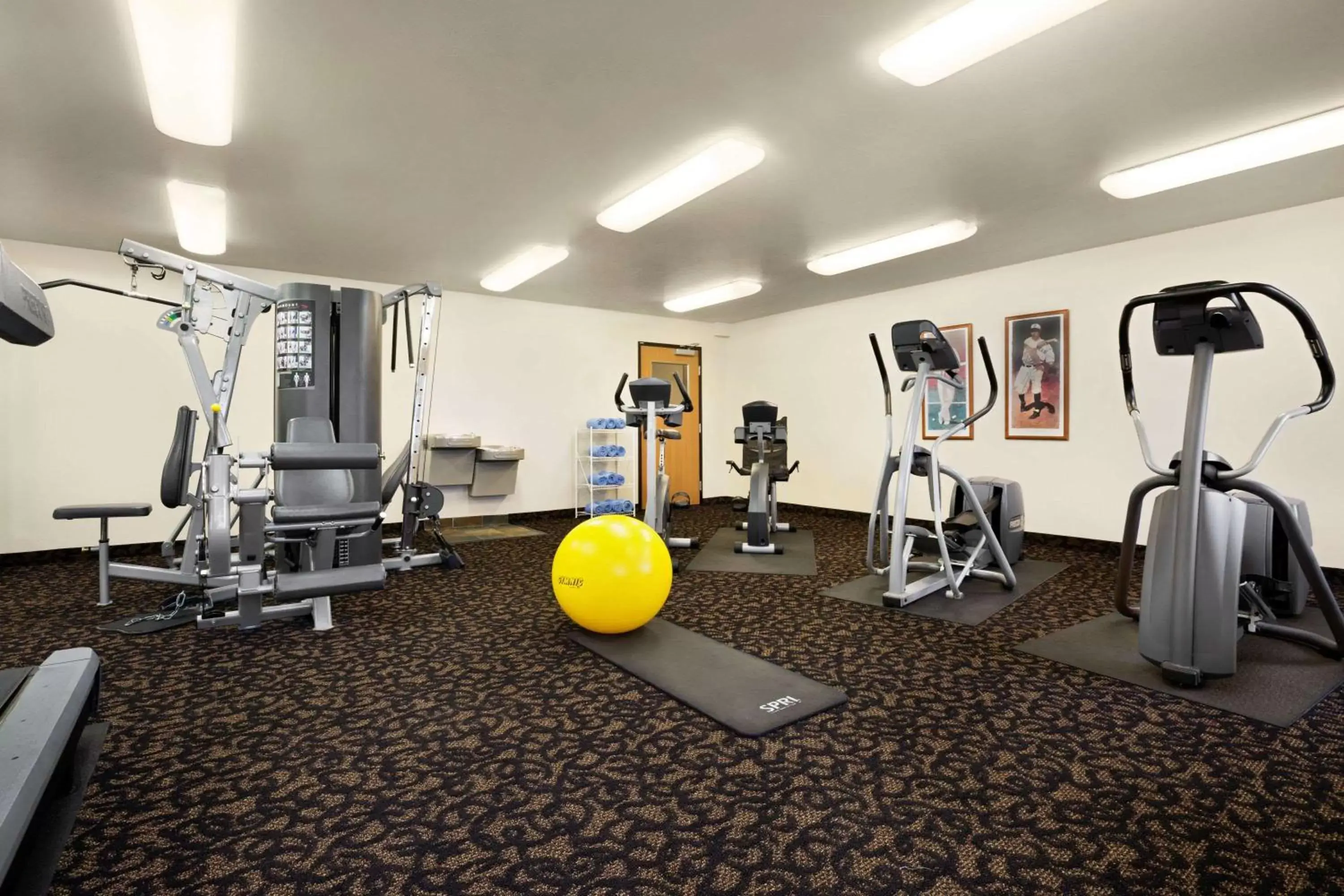 Fitness centre/facilities, Fitness Center/Facilities in Baymont by Wyndham Fremont